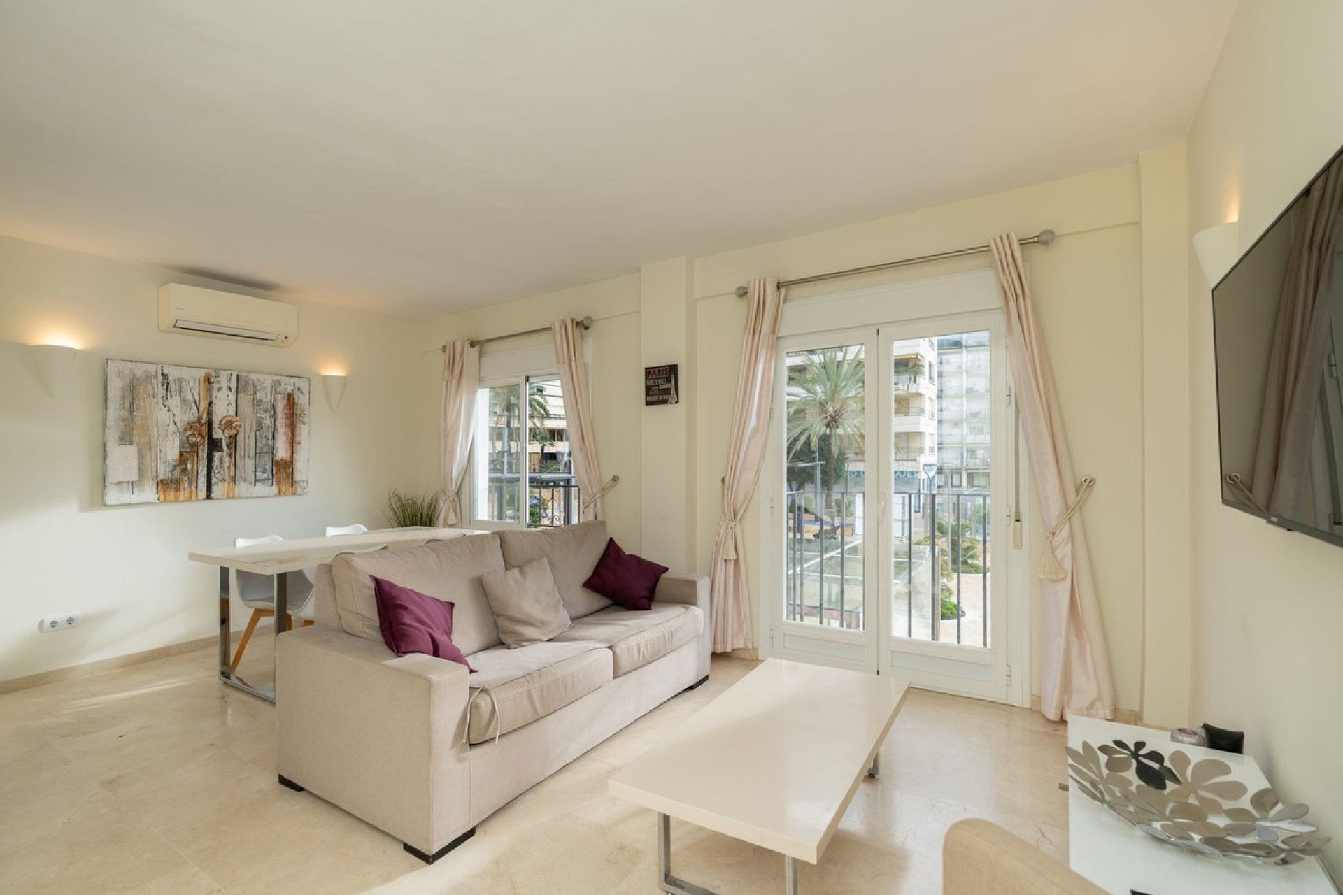 Resale - Apartment - Middle Floor Apartment - Marbella - Marbella Centro