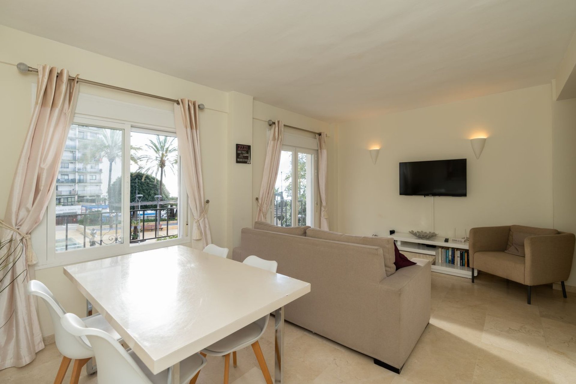 Resale - Apartment - Middle Floor Apartment - Marbella - Marbella Centro