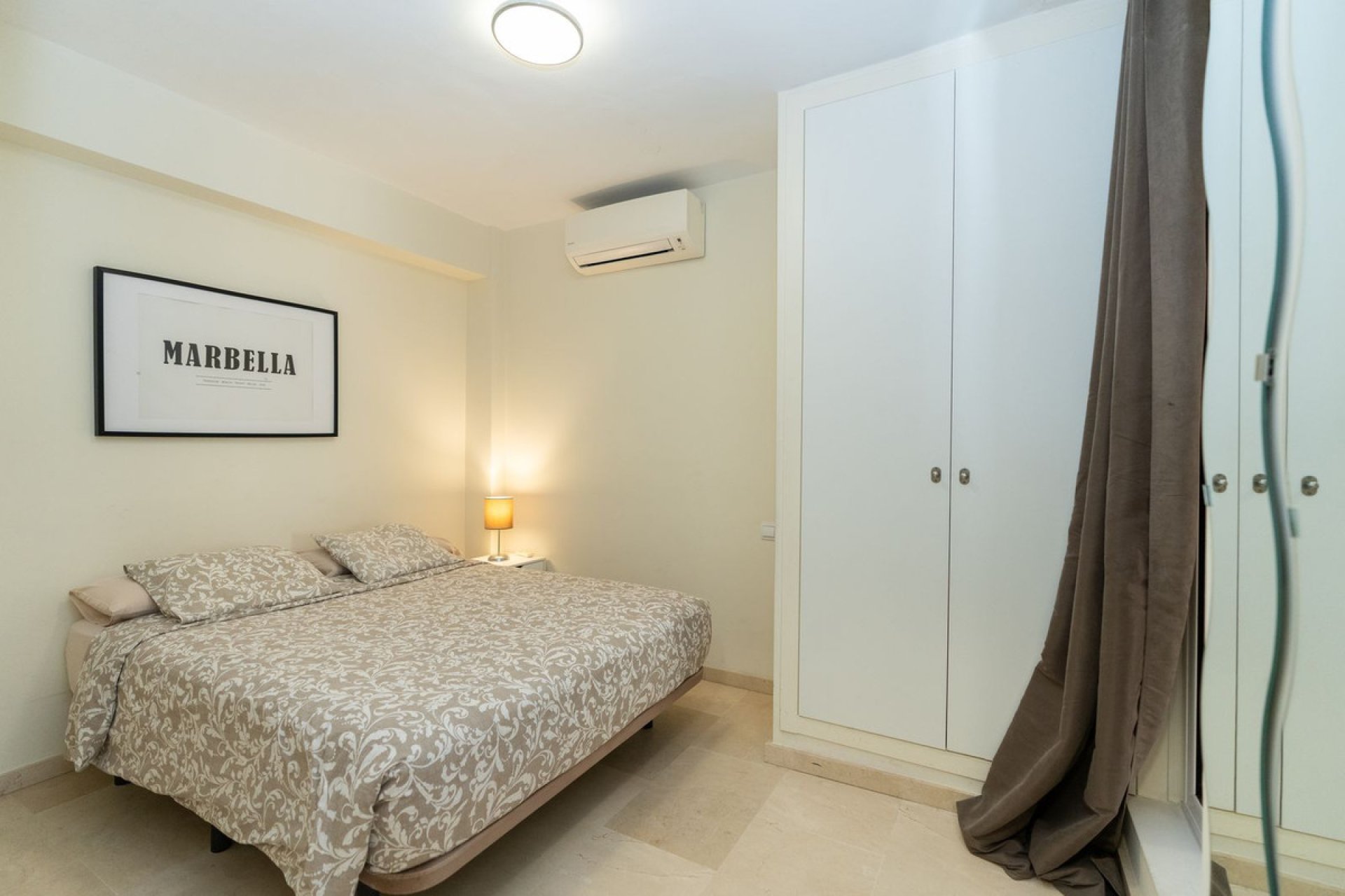 Resale - Apartment - Middle Floor Apartment - Marbella - Marbella Centro