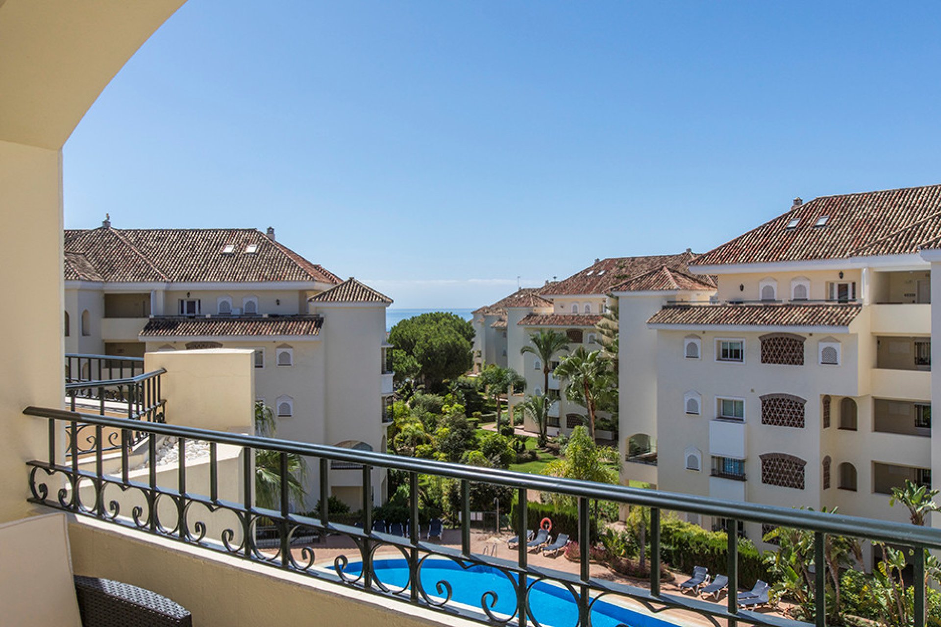 Resale - Apartment - Middle Floor Apartment - Marbella - Marbella Centro