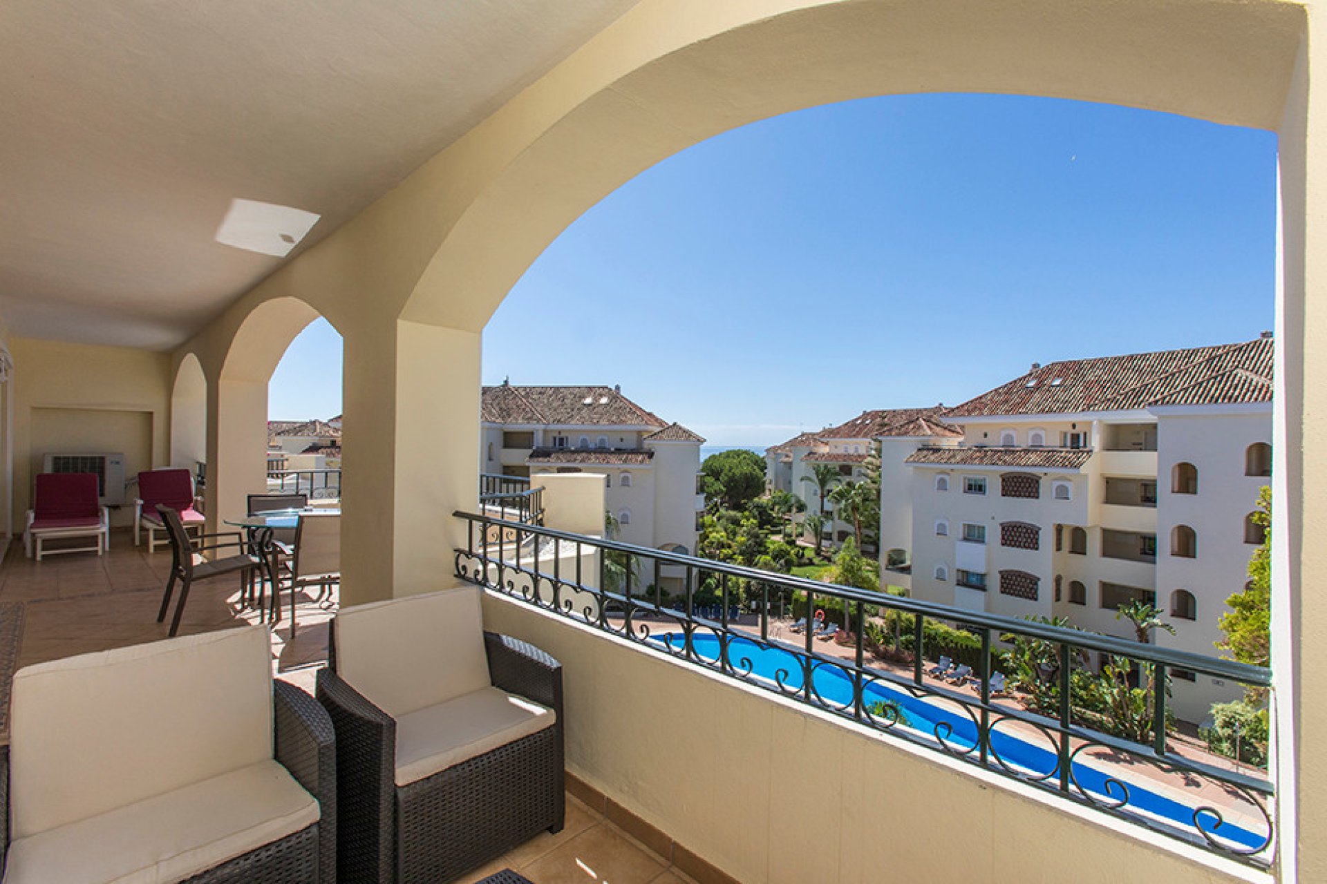 Resale - Apartment - Middle Floor Apartment - Marbella - Marbella Centro