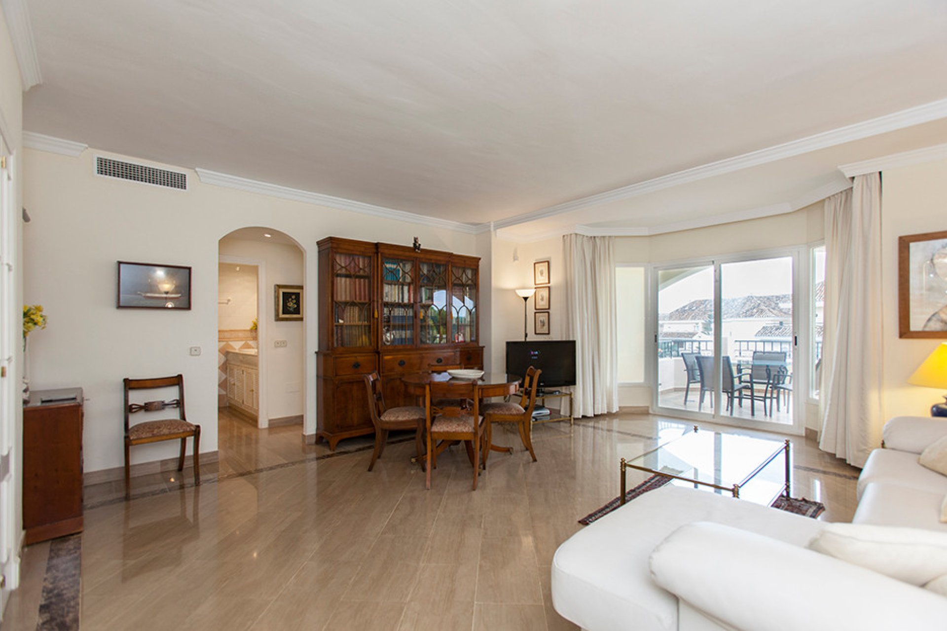 Resale - Apartment - Middle Floor Apartment - Marbella - Marbella Centro