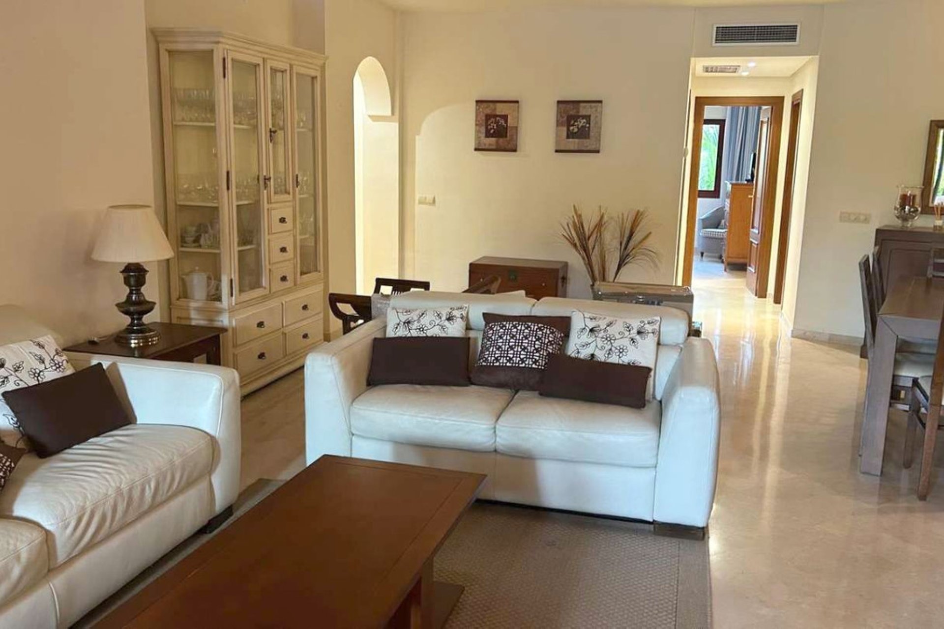 Resale - Apartment - Middle Floor Apartment - Marbella - Marbella Centro