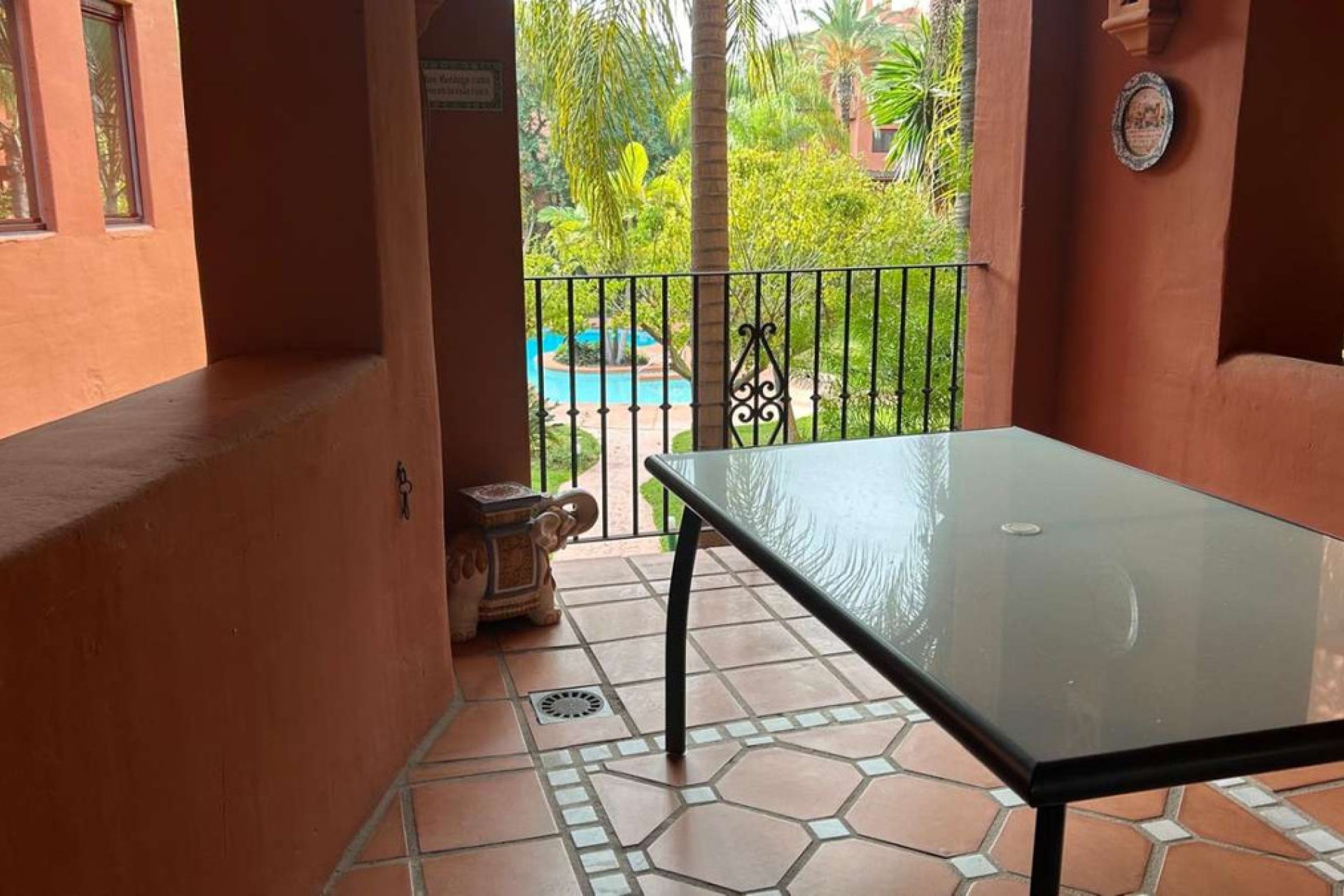 Resale - Apartment - Middle Floor Apartment - Marbella - Marbella Centro