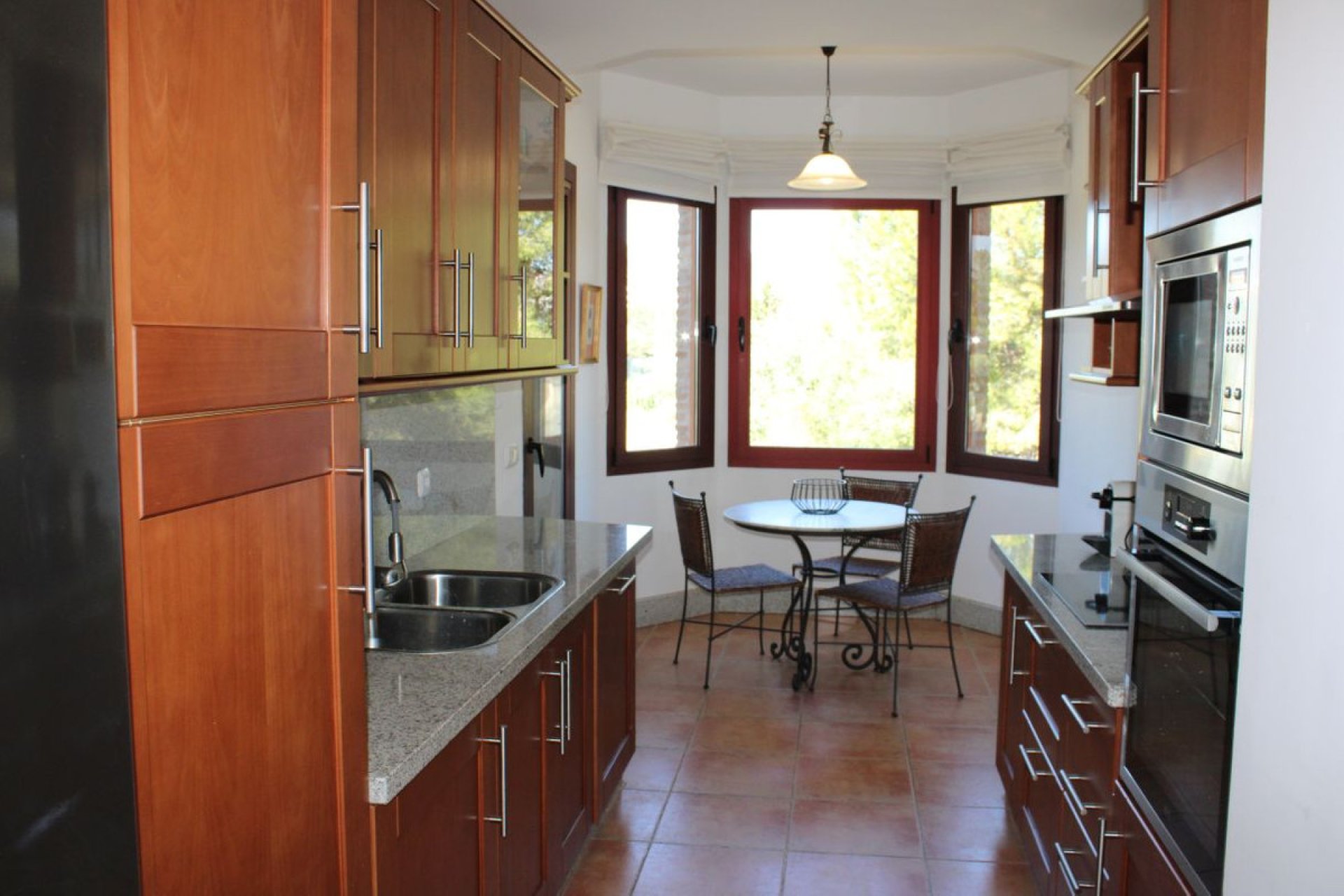 Resale - Apartment - Middle Floor Apartment - Marbella - Marbella Centro