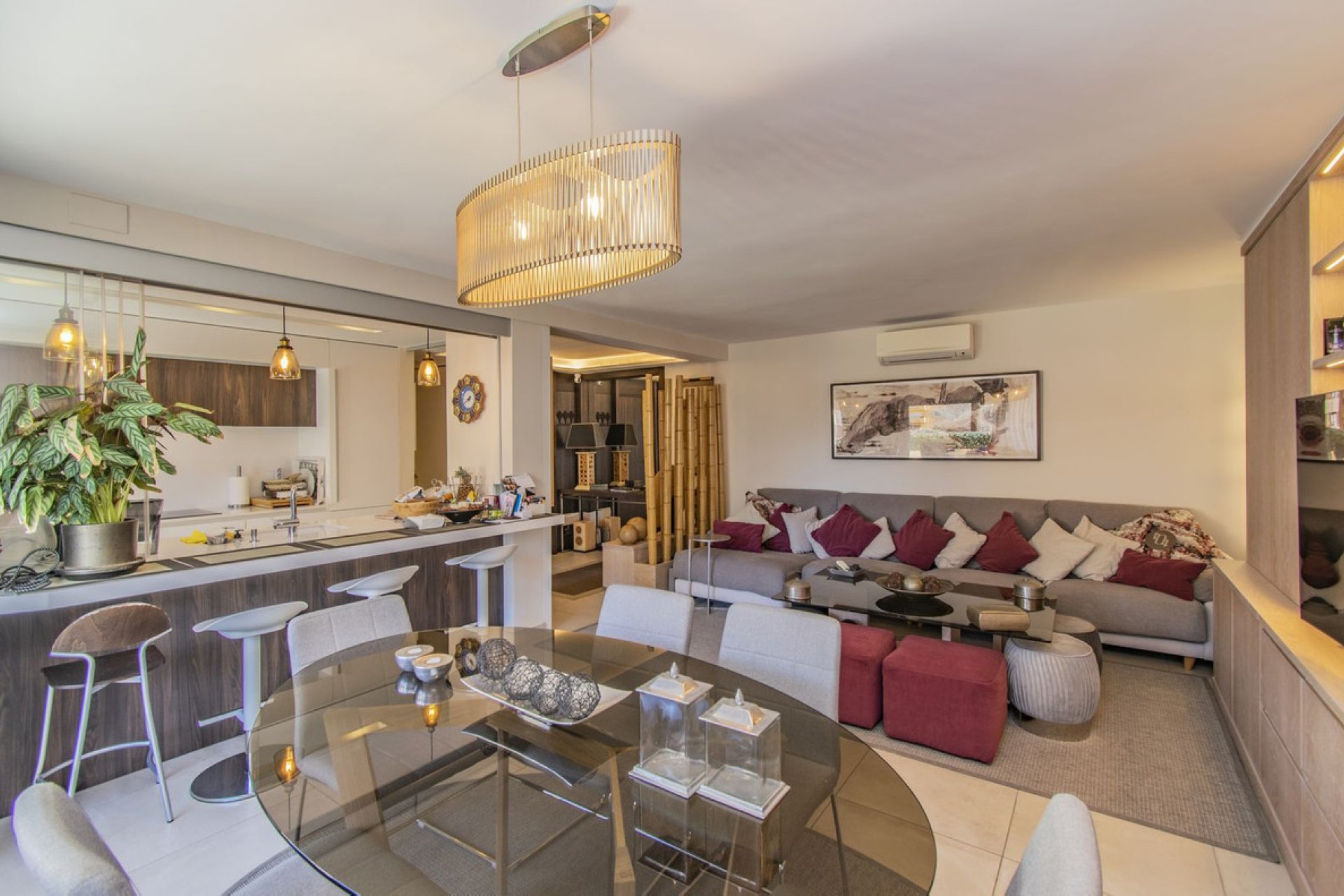 Resale - Apartment - Middle Floor Apartment - Marbella - Marbella Centro
