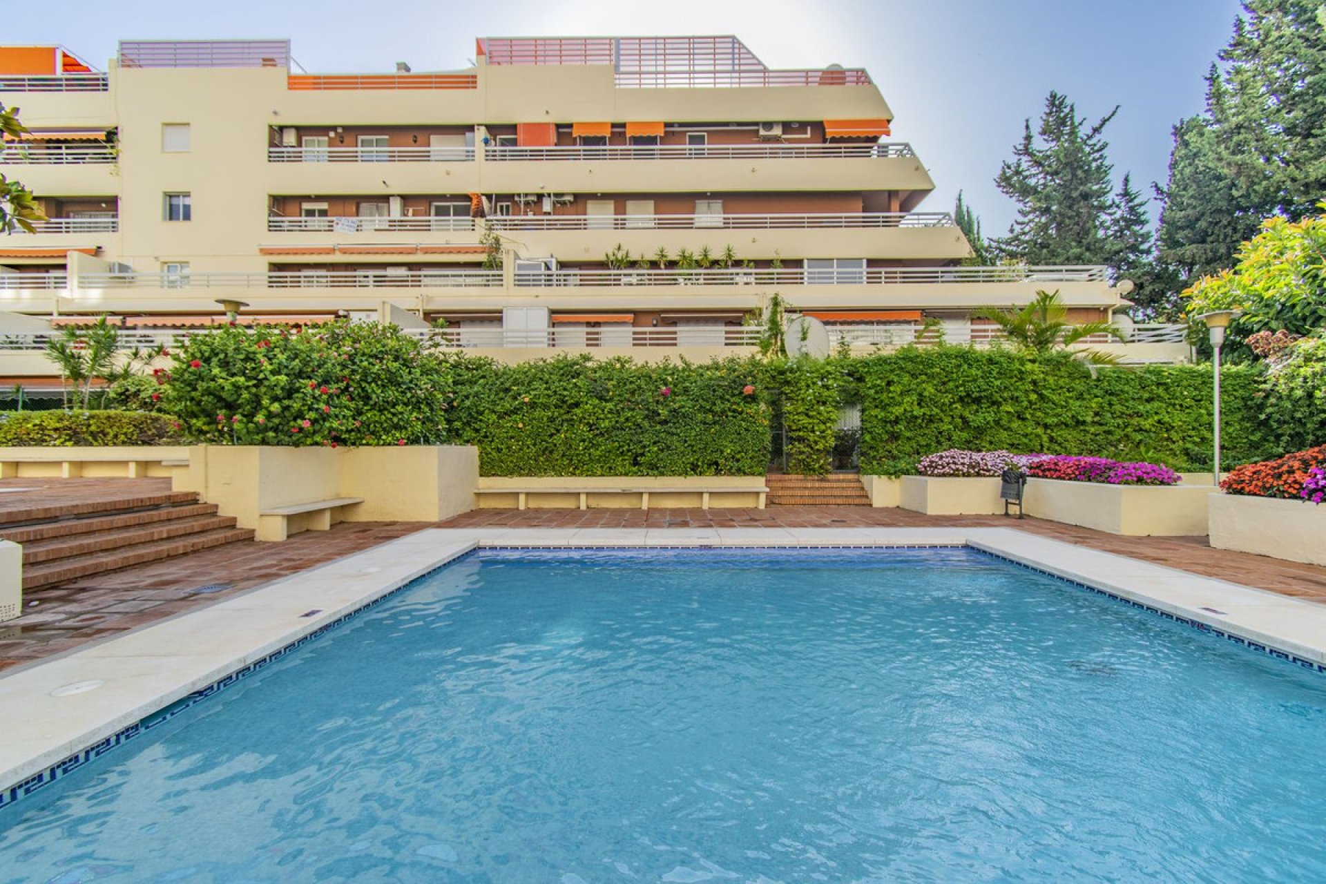 Resale - Apartment - Middle Floor Apartment - Marbella - Marbella Centro