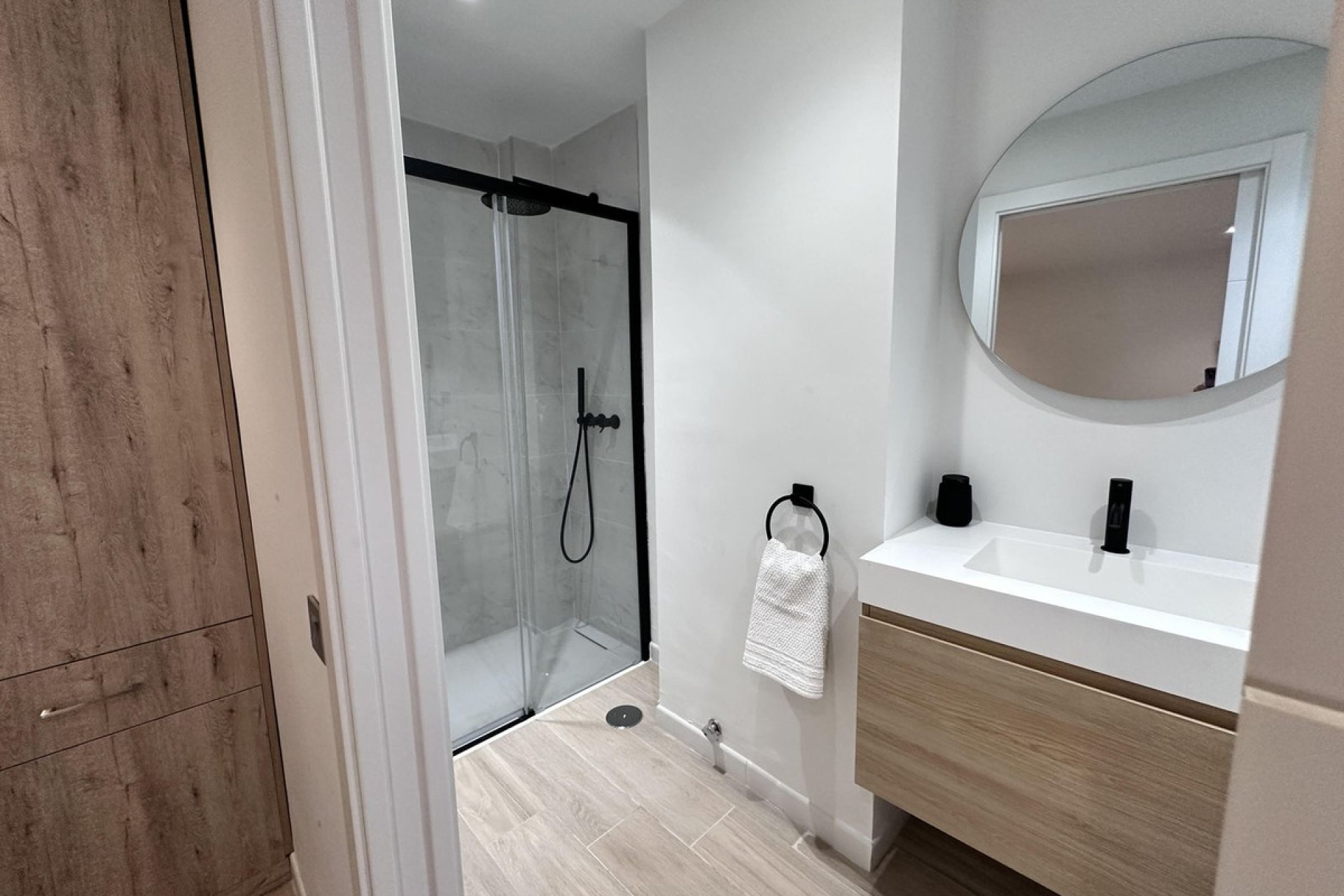 Resale - Apartment - Middle Floor Apartment - Marbella - Marbella Centro