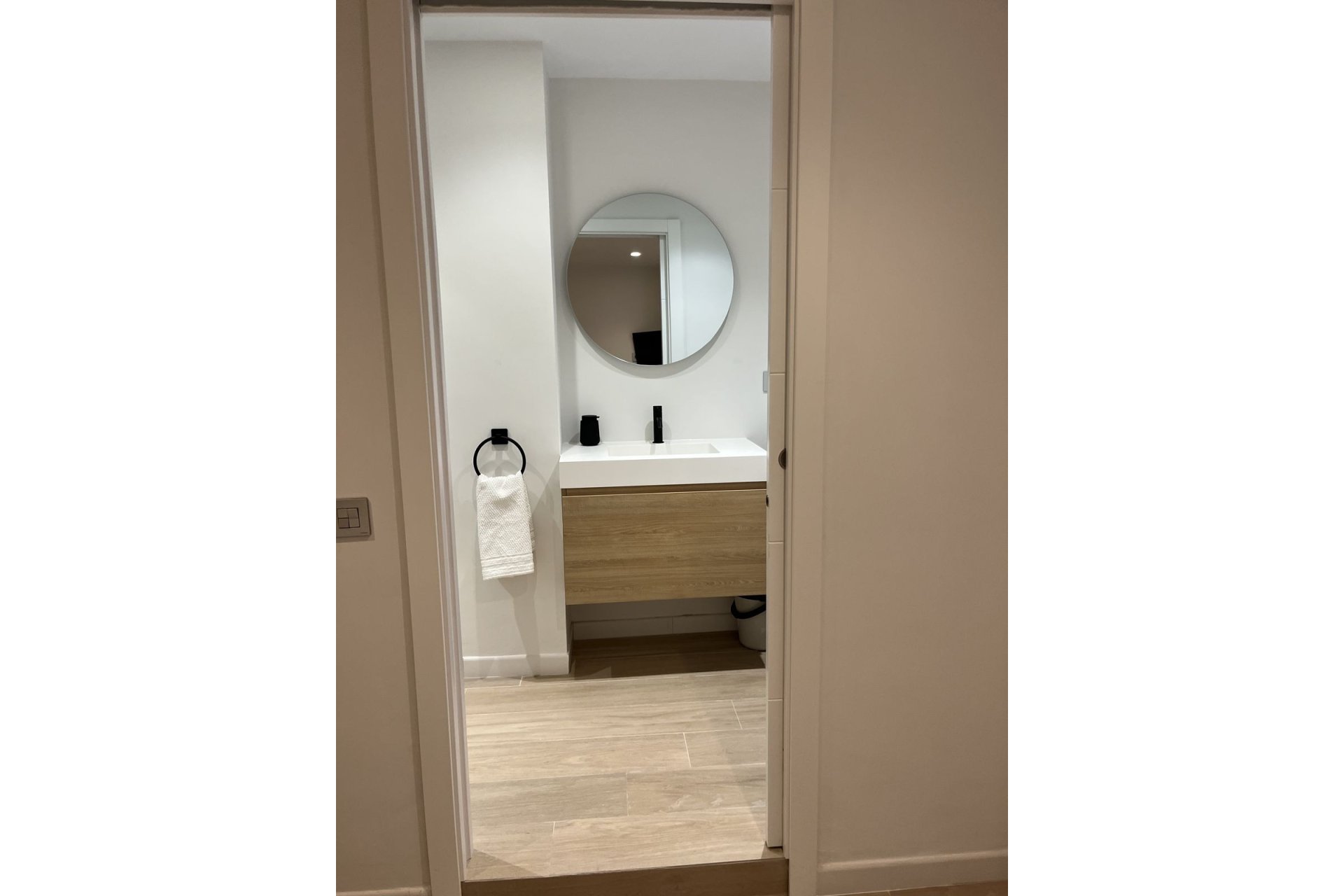 Resale - Apartment - Middle Floor Apartment - Marbella - Marbella Centro