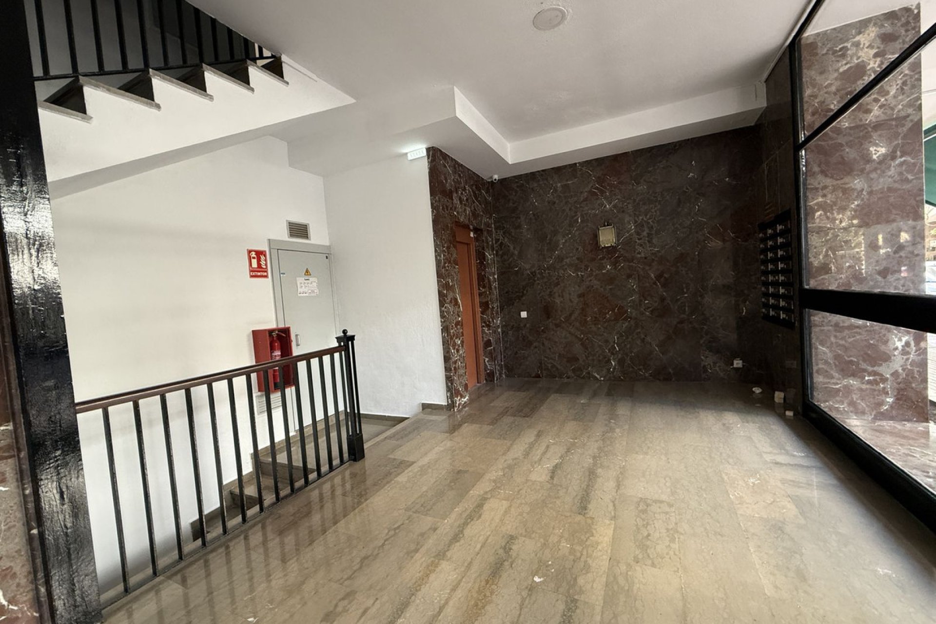 Resale - Apartment - Middle Floor Apartment - Marbella - Marbella Centro