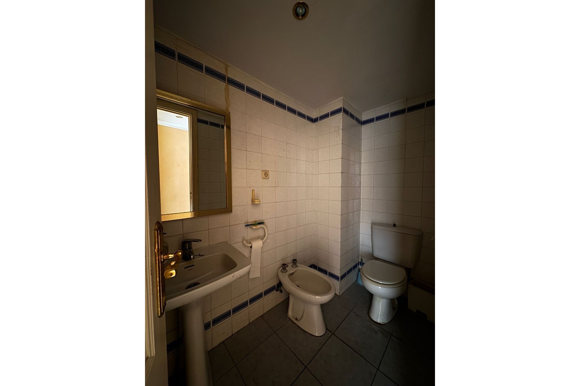 Resale - Apartment - Middle Floor Apartment - Marbella - Marbella Centro