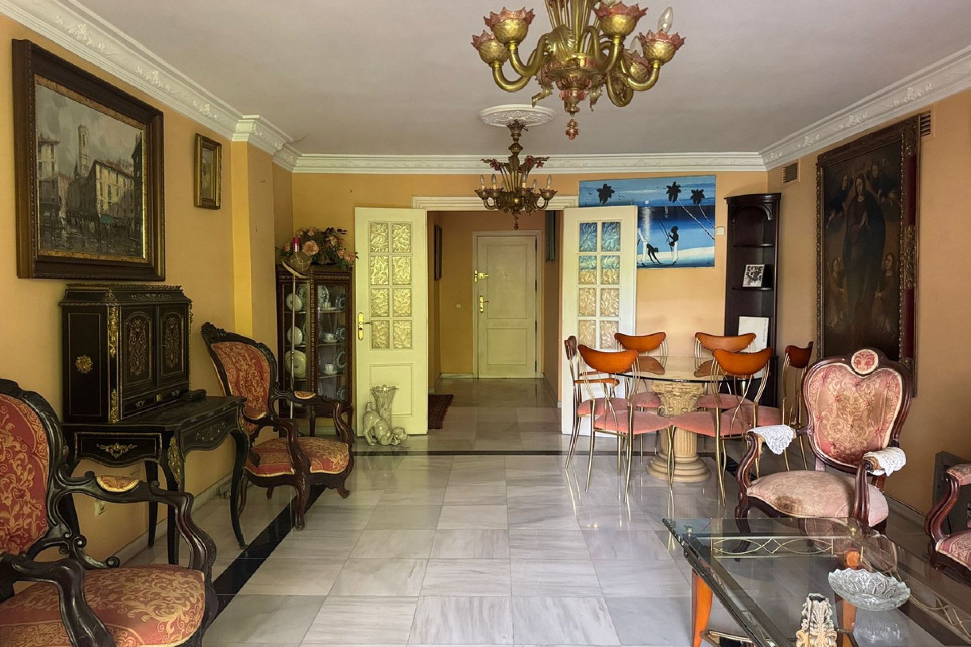 Resale - Apartment - Middle Floor Apartment - Marbella - Marbella Centro