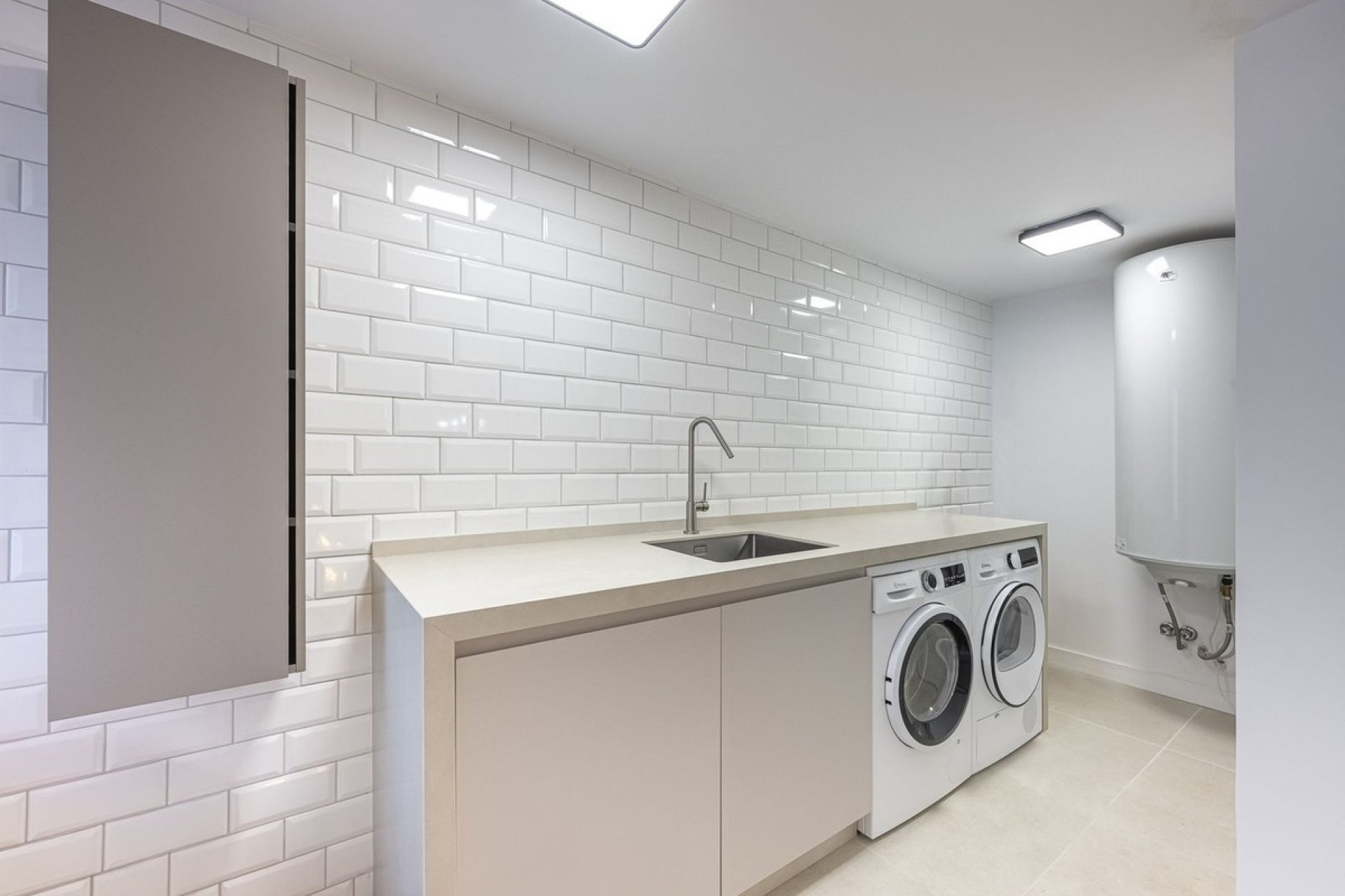 Resale - Apartment - Middle Floor Apartment - Marbella - Marbella Centro