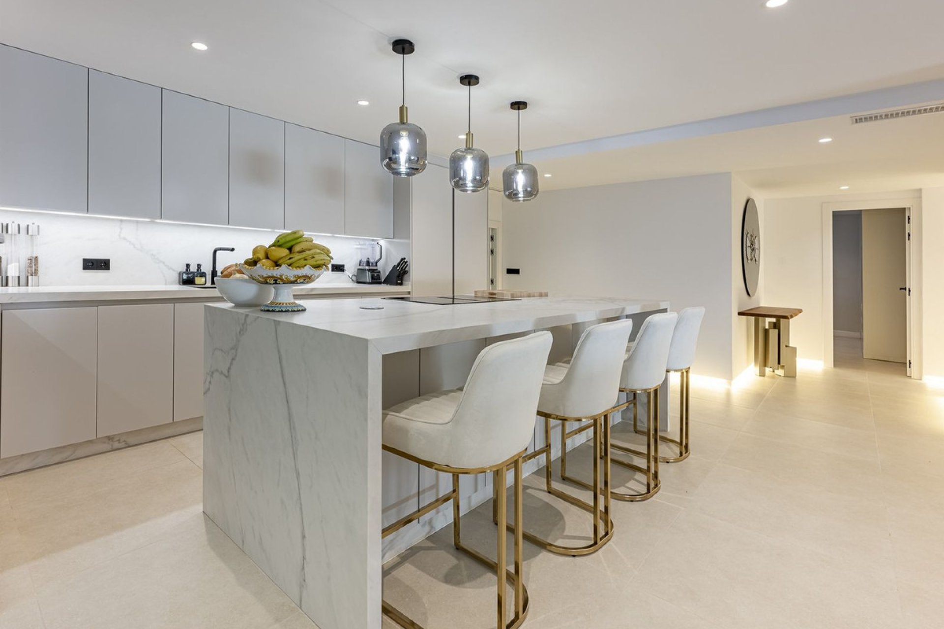 Resale - Apartment - Middle Floor Apartment - Marbella - Marbella Centro