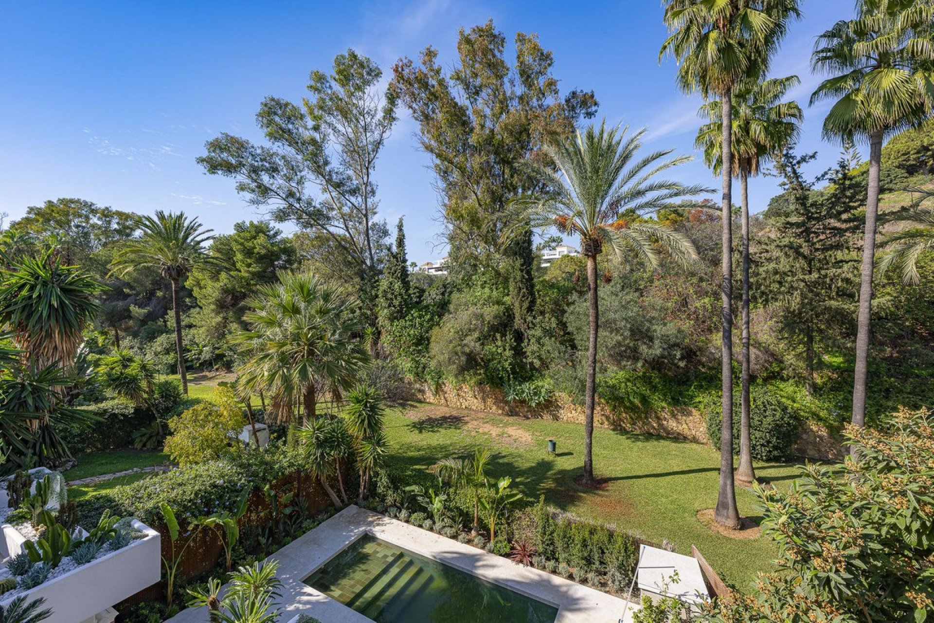 Resale - Apartment - Middle Floor Apartment - Marbella - Marbella Centro