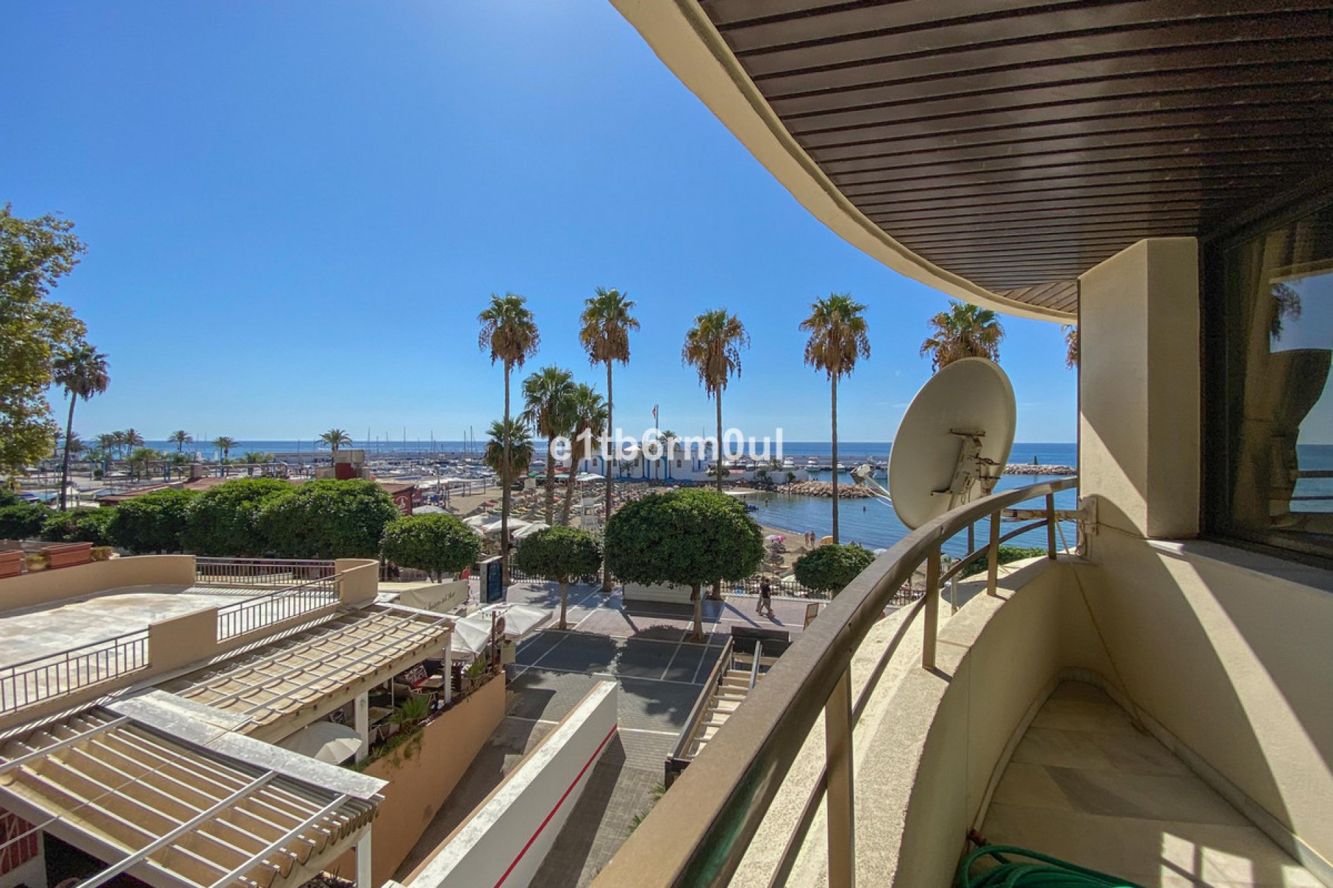 Resale - Apartment - Middle Floor Apartment - Marbella - Marbella Centro