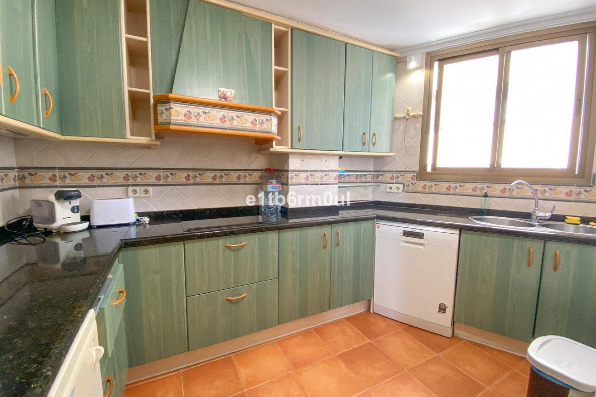 Resale - Apartment - Middle Floor Apartment - Marbella - Marbella Centro