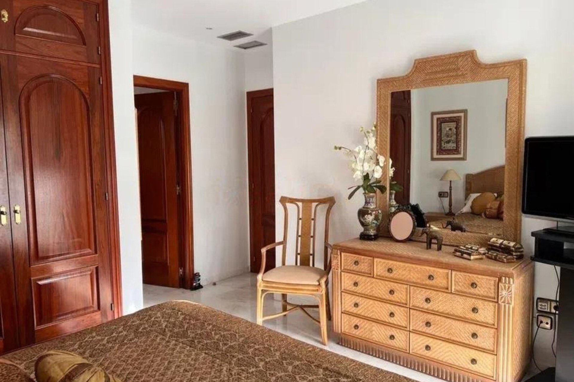 Resale - Apartment - Middle Floor Apartment - Marbella - Marbella Centro