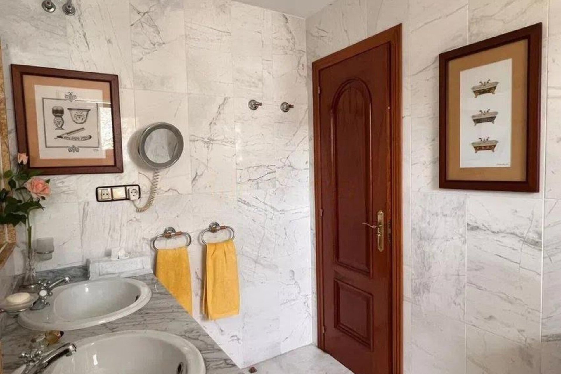 Resale - Apartment - Middle Floor Apartment - Marbella - Marbella Centro