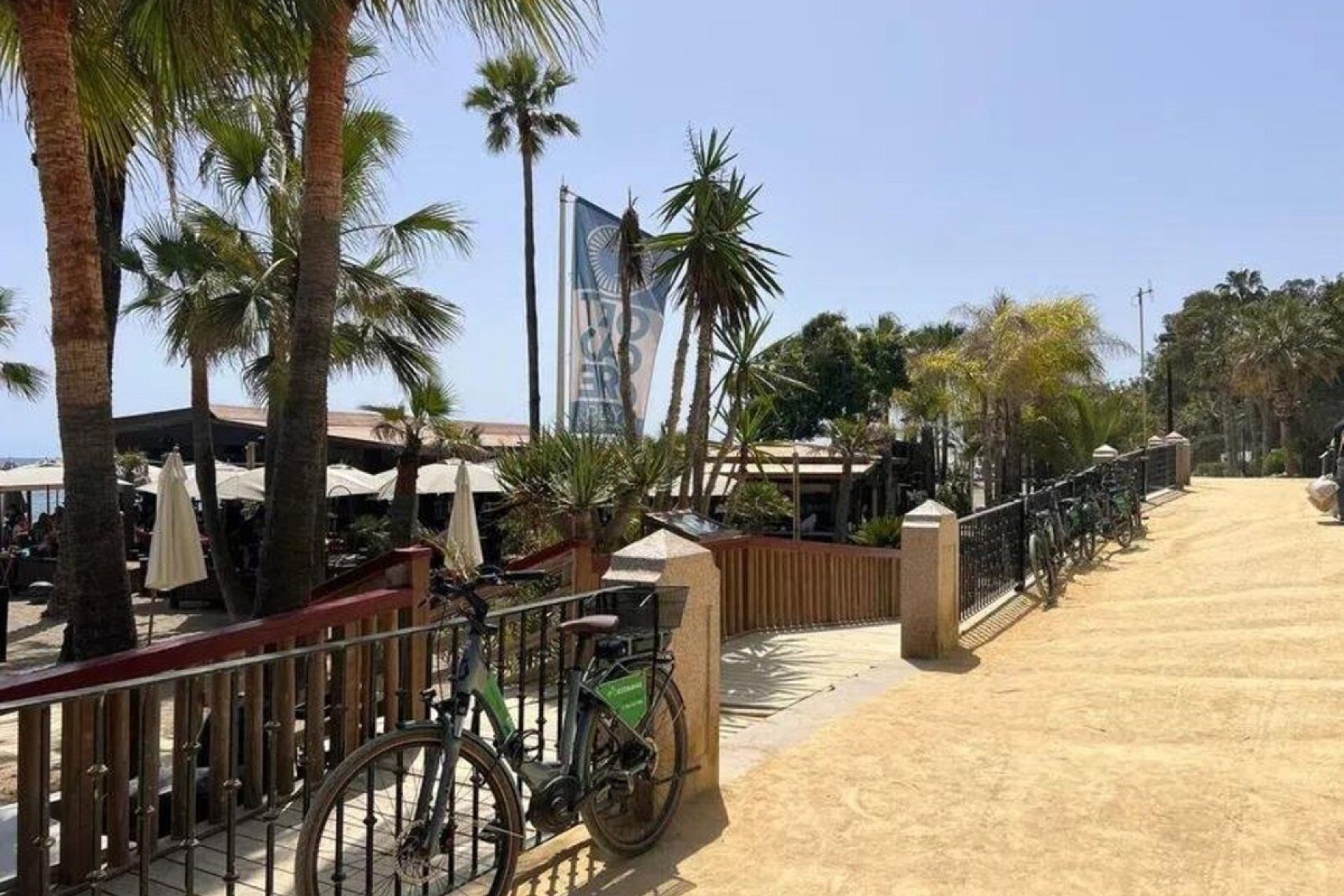 Resale - Apartment - Middle Floor Apartment - Marbella - Marbella Centro