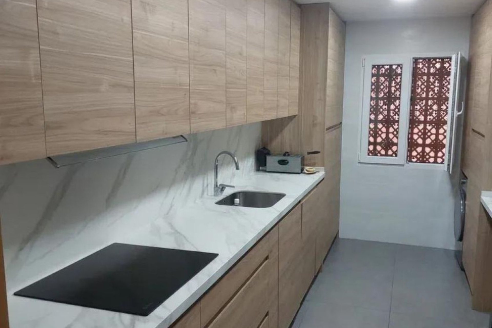 Resale - Apartment - Middle Floor Apartment - Marbella - Marbella Centro