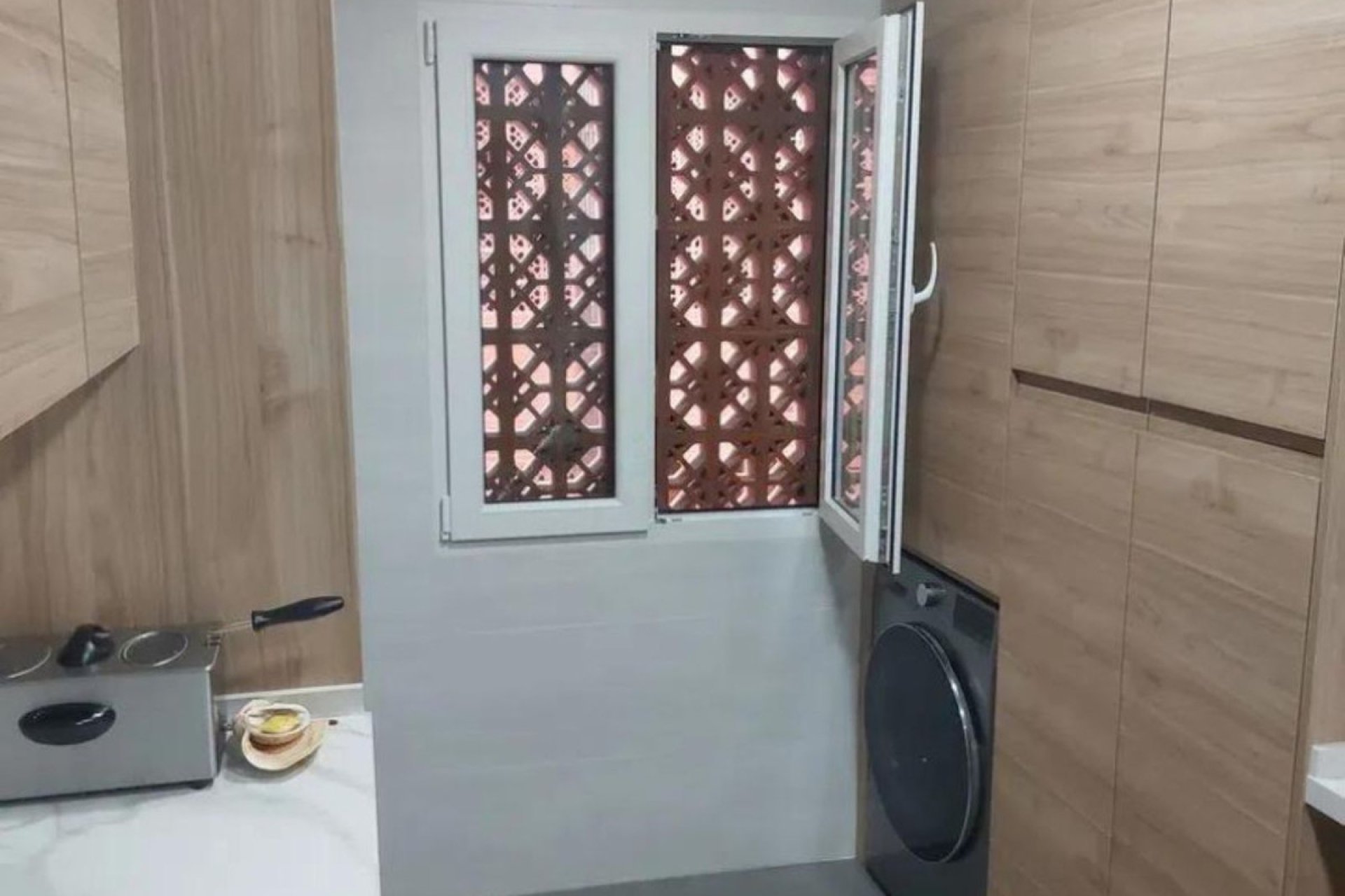 Resale - Apartment - Middle Floor Apartment - Marbella - Marbella Centro