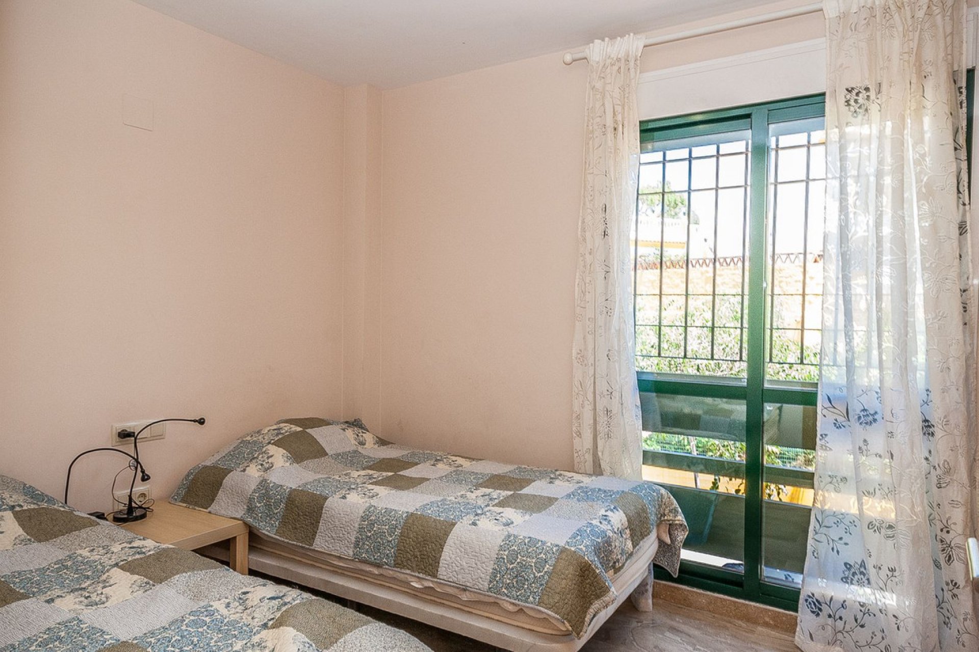 Resale - Apartment - Middle Floor Apartment - Marbella - Marbella Centro