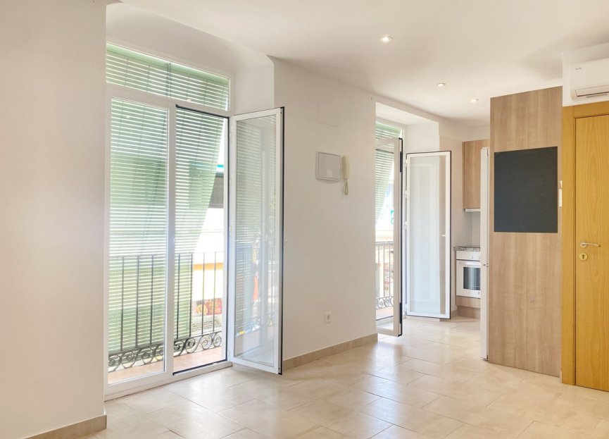 Resale - Apartment - Middle Floor Apartment - Marbella - Marbella Centro