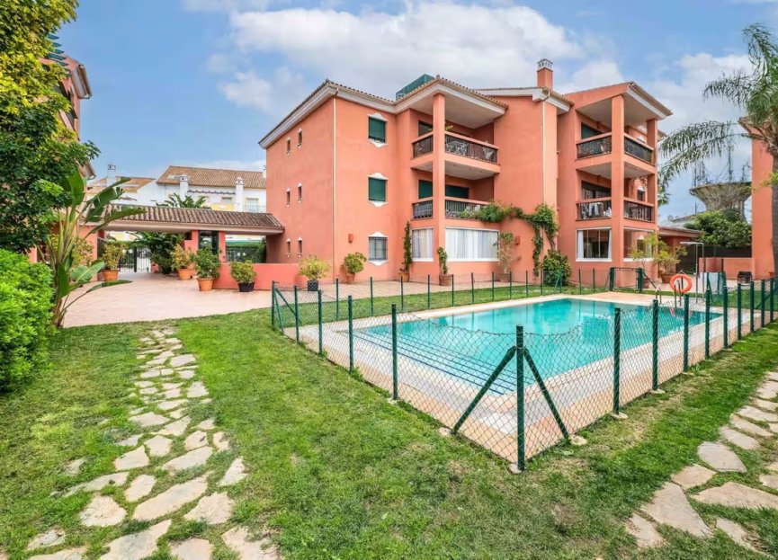 Resale - Apartment - Middle Floor Apartment - Marbella - Marbesa