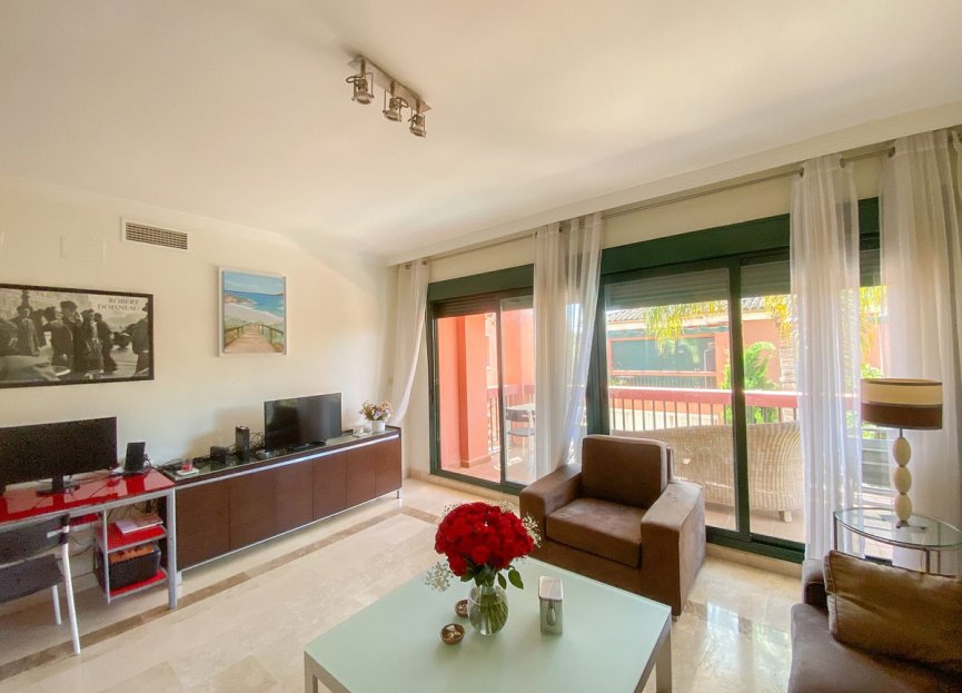 Resale - Apartment - Middle Floor Apartment - Marbella - Marbesa