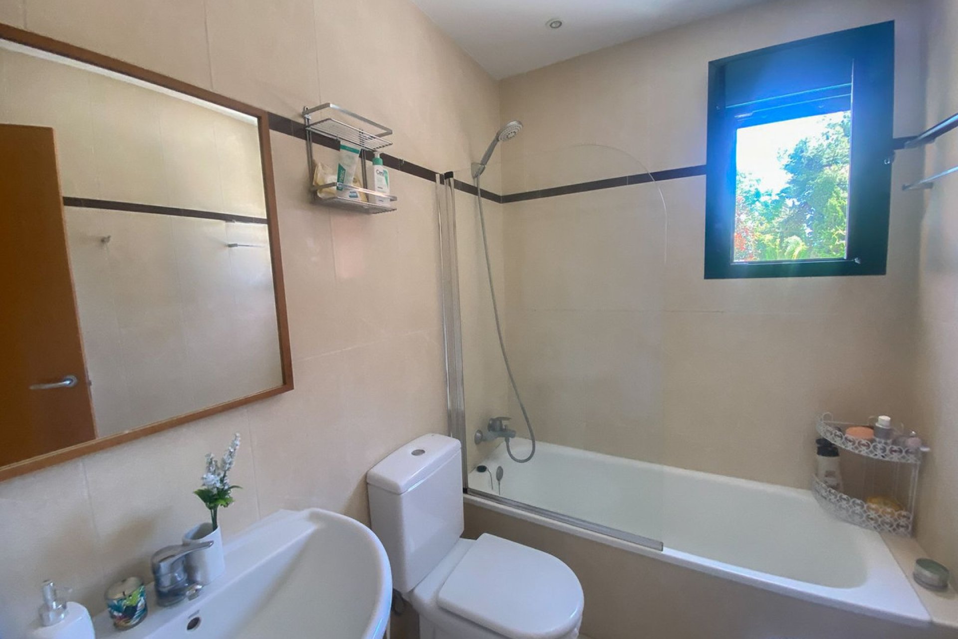 Resale - Apartment - Middle Floor Apartment - Marbella - Marbesa