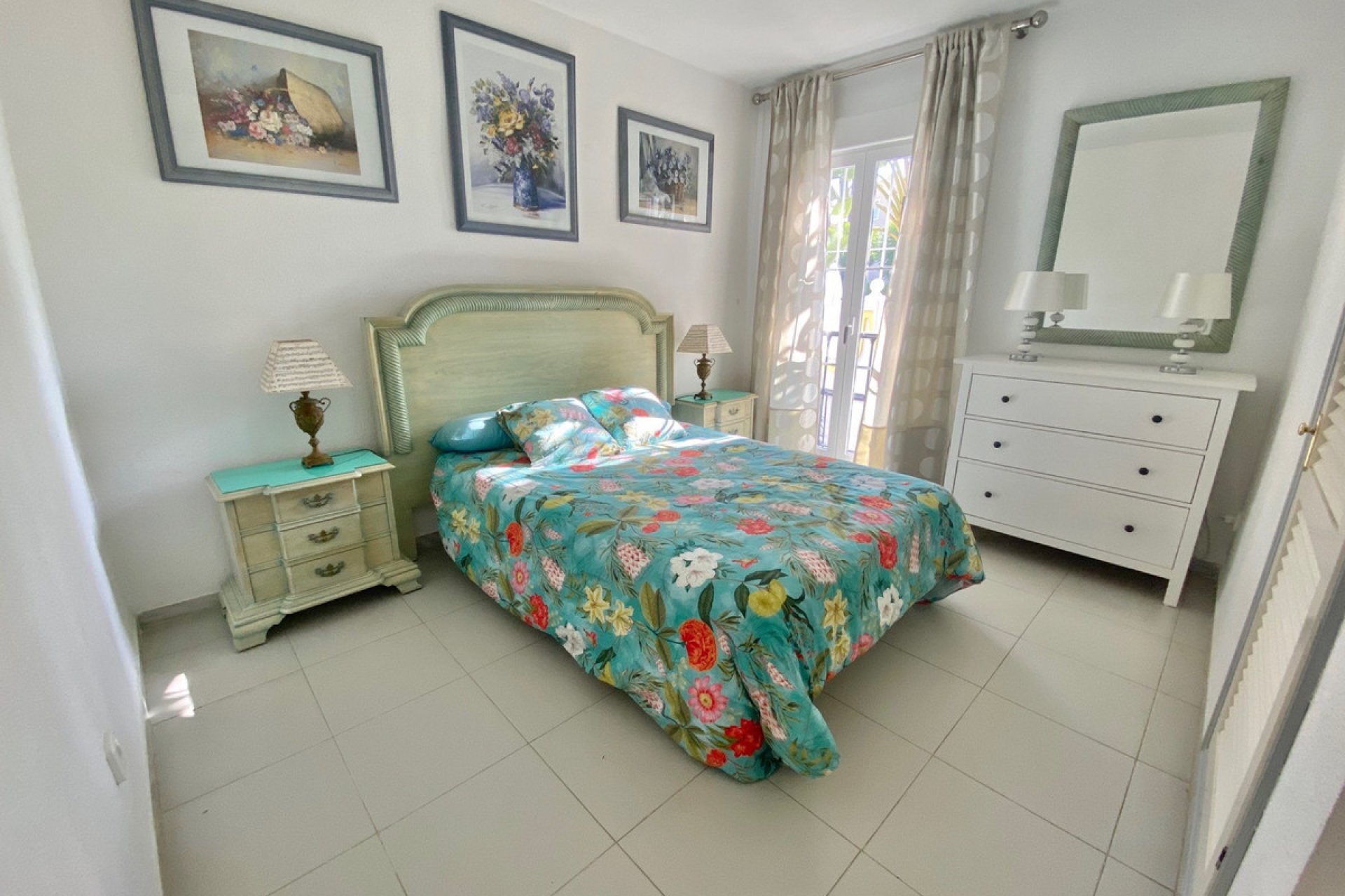 Resale - Apartment - Middle Floor Apartment - Marbella - Nagüeles