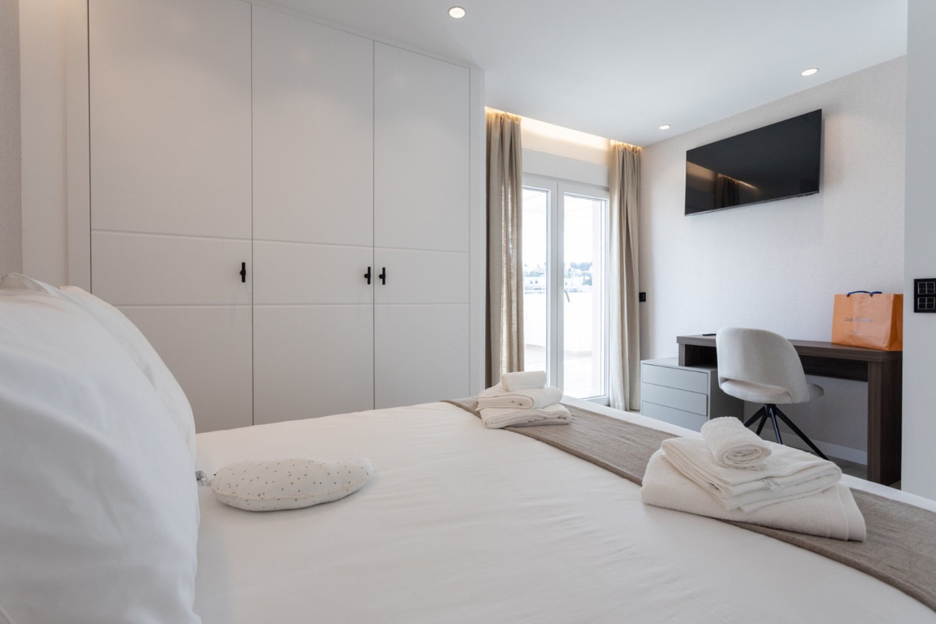 Resale - Apartment - Middle Floor Apartment - Marbella - Nueva Andalucia