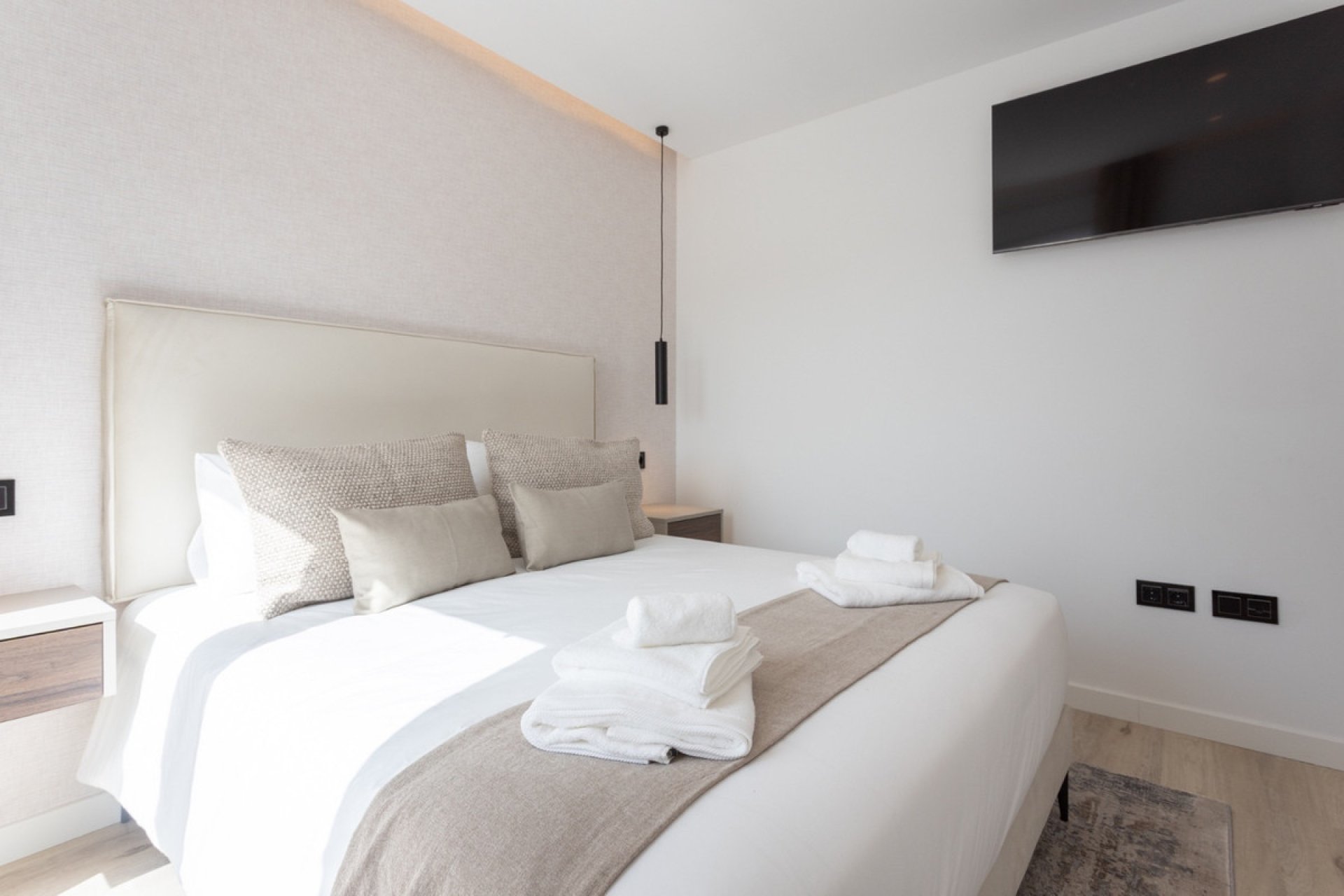 Resale - Apartment - Middle Floor Apartment - Marbella - Nueva Andalucia