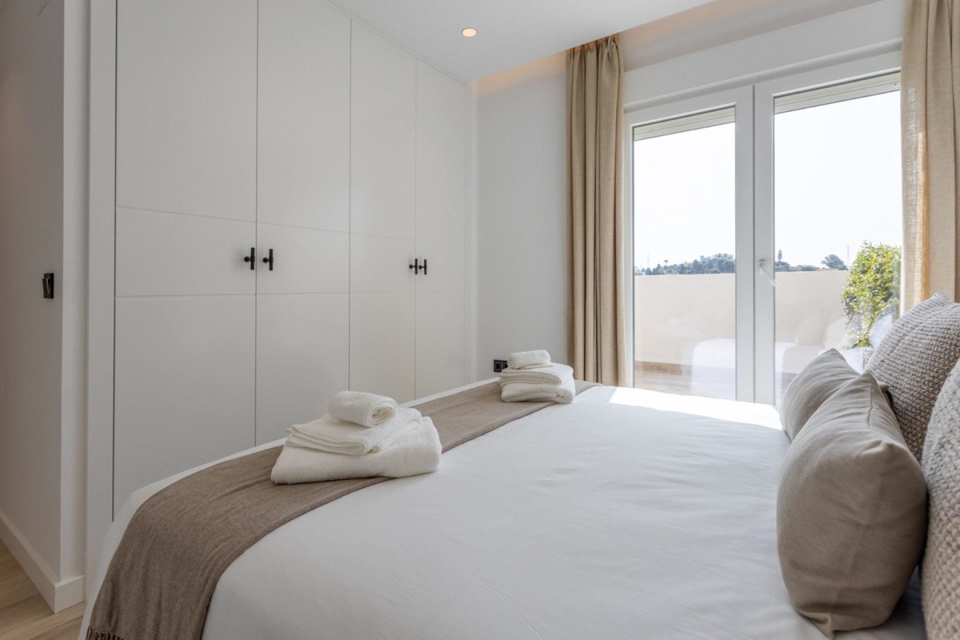 Resale - Apartment - Middle Floor Apartment - Marbella - Nueva Andalucia