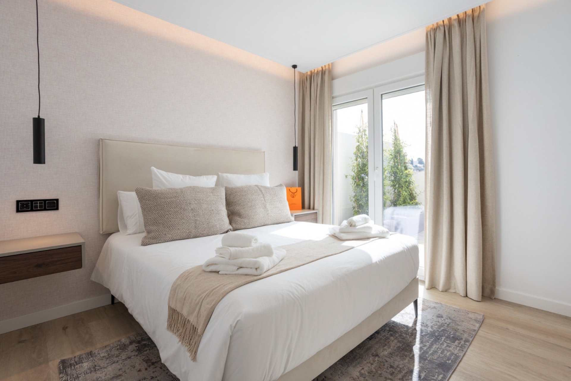 Resale - Apartment - Middle Floor Apartment - Marbella - Nueva Andalucia