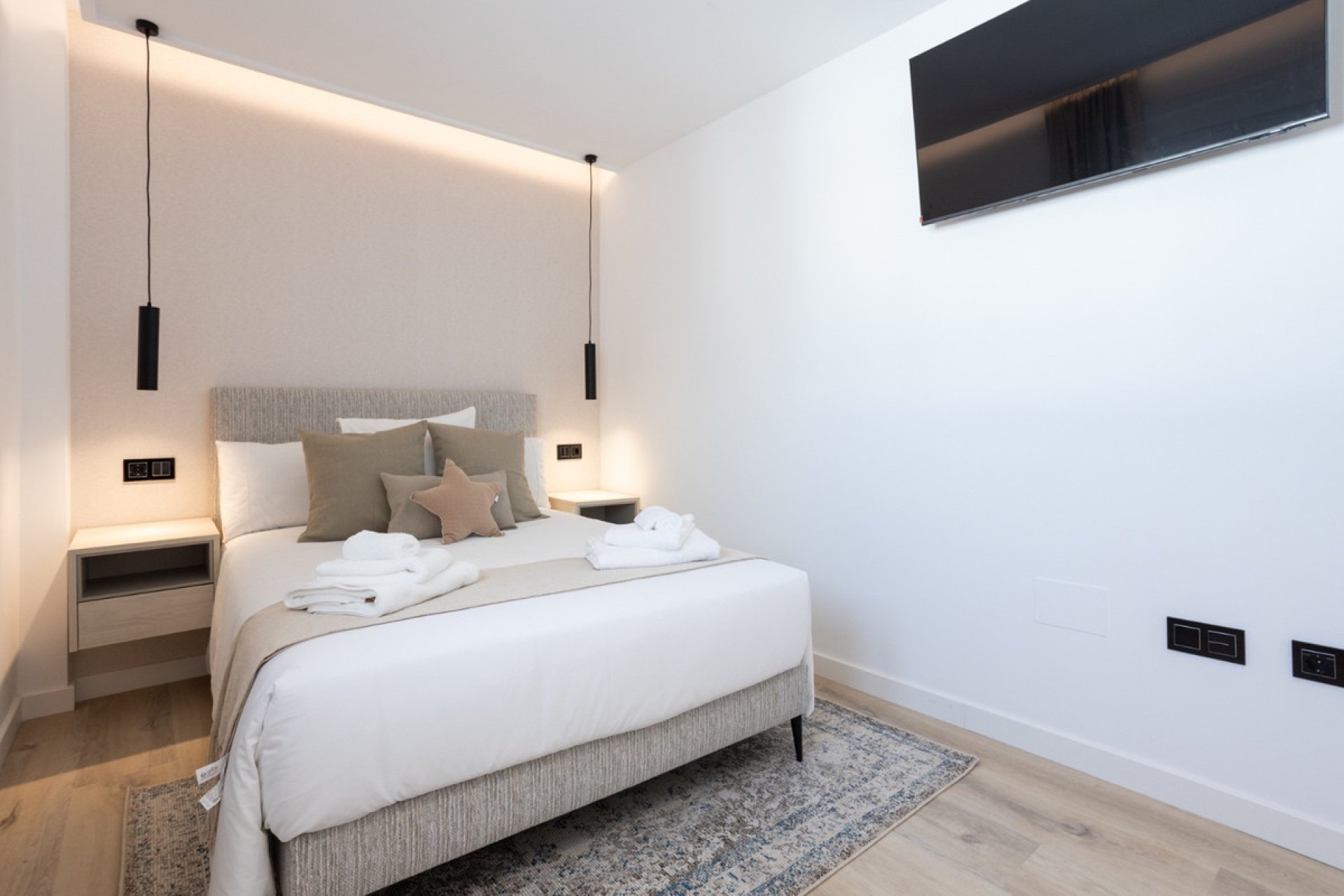 Resale - Apartment - Middle Floor Apartment - Marbella - Nueva Andalucia