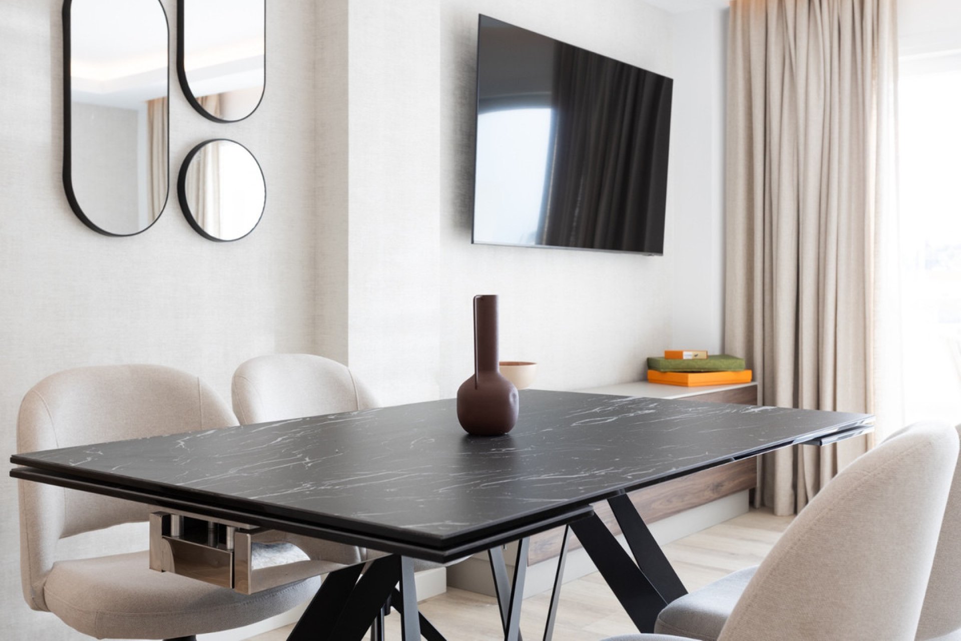 Resale - Apartment - Middle Floor Apartment - Marbella - Nueva Andalucia