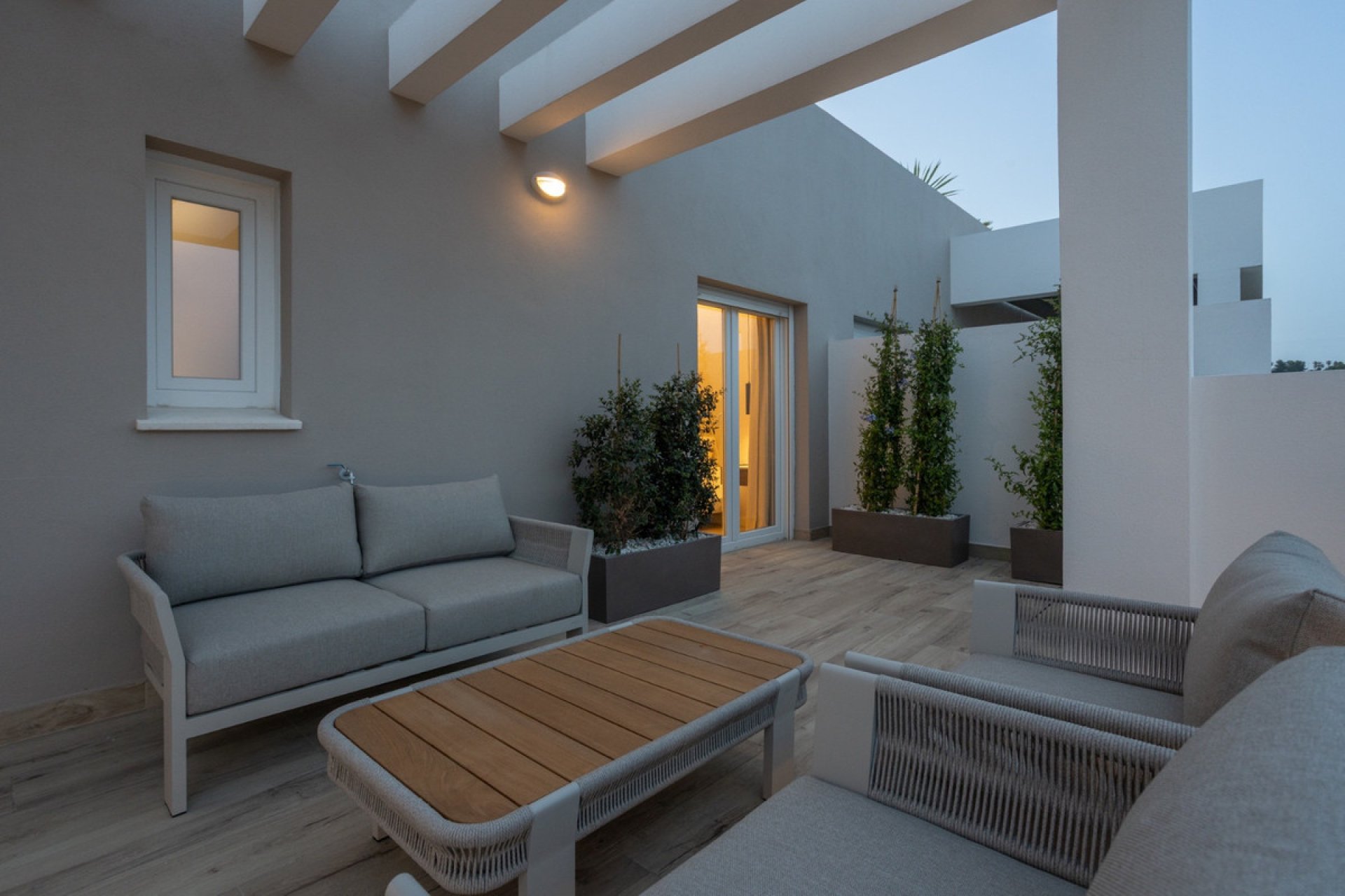 Resale - Apartment - Middle Floor Apartment - Marbella - Nueva Andalucia