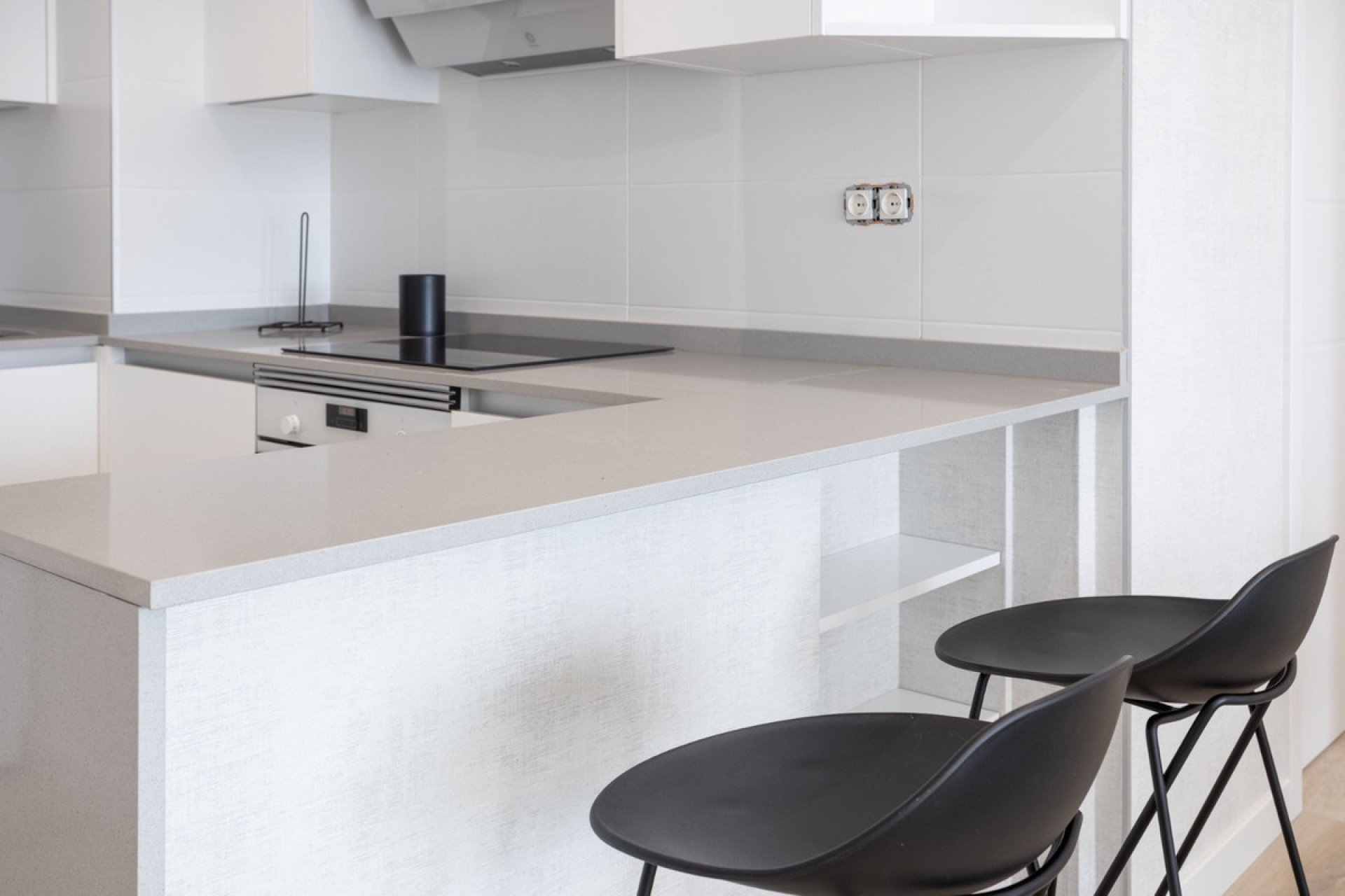 Resale - Apartment - Middle Floor Apartment - Marbella - Nueva Andalucia