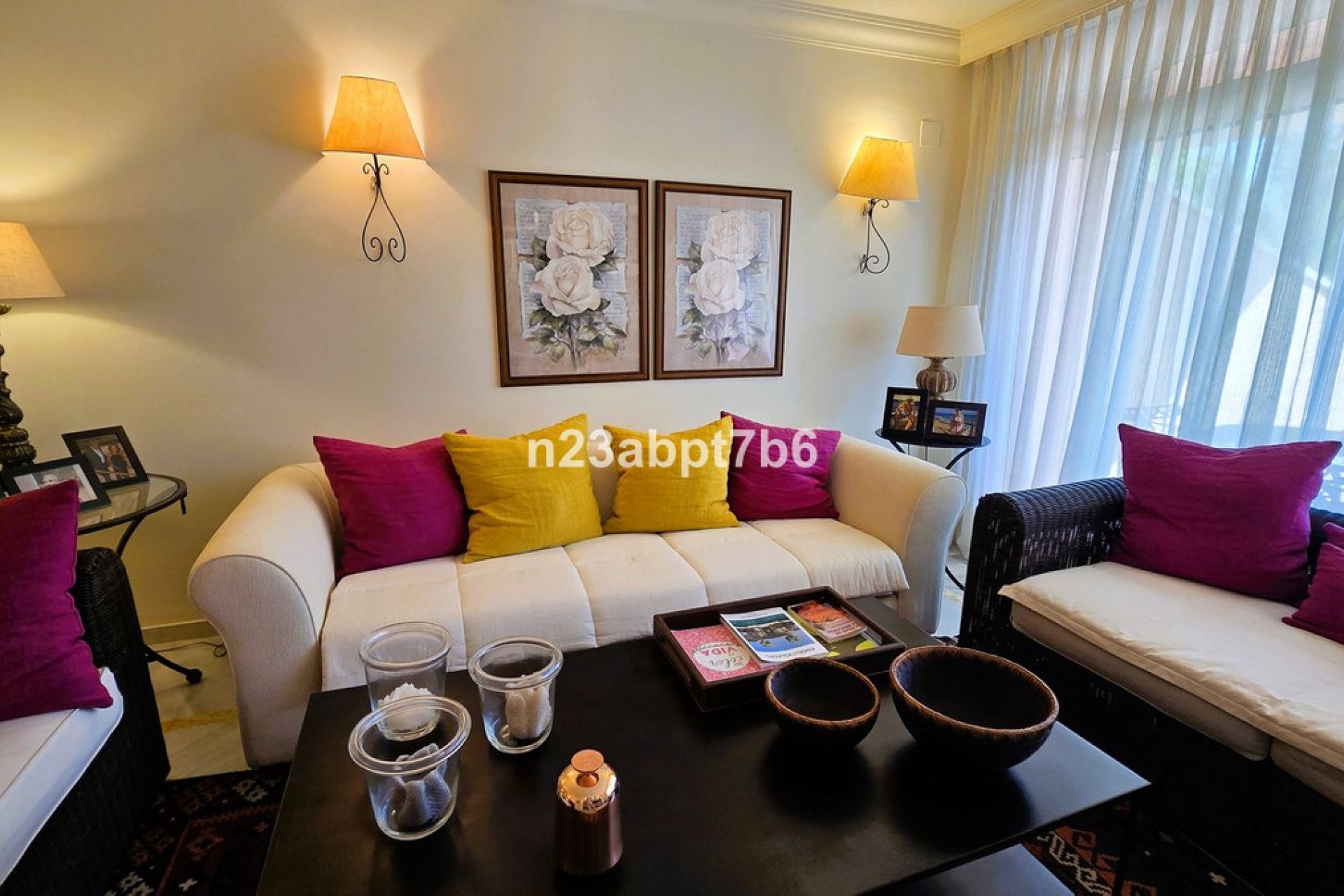 Resale - Apartment - Middle Floor Apartment - Marbella - Nueva Andalucia