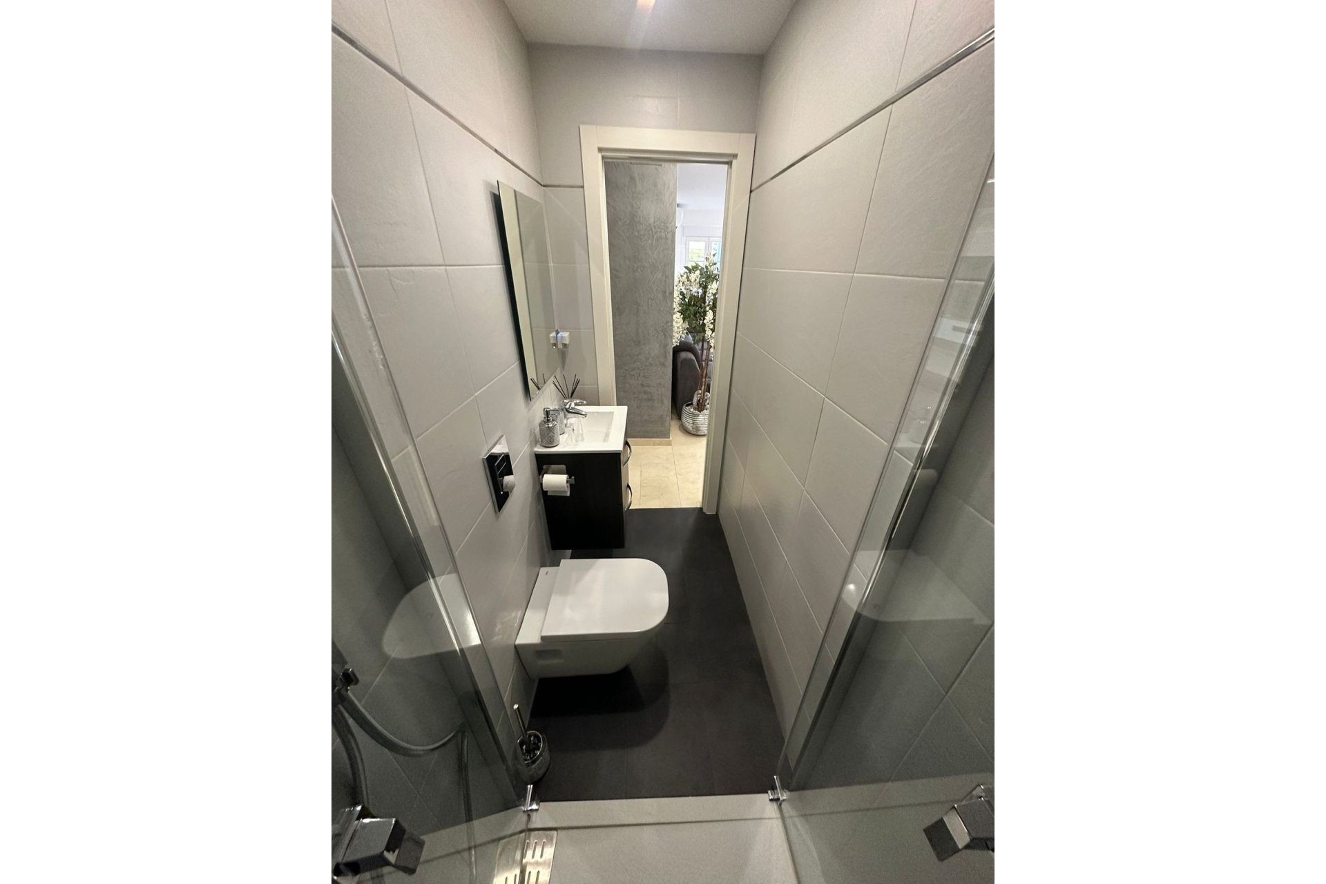 Resale - Apartment - Middle Floor Apartment - Marbella - Nueva Andalucia