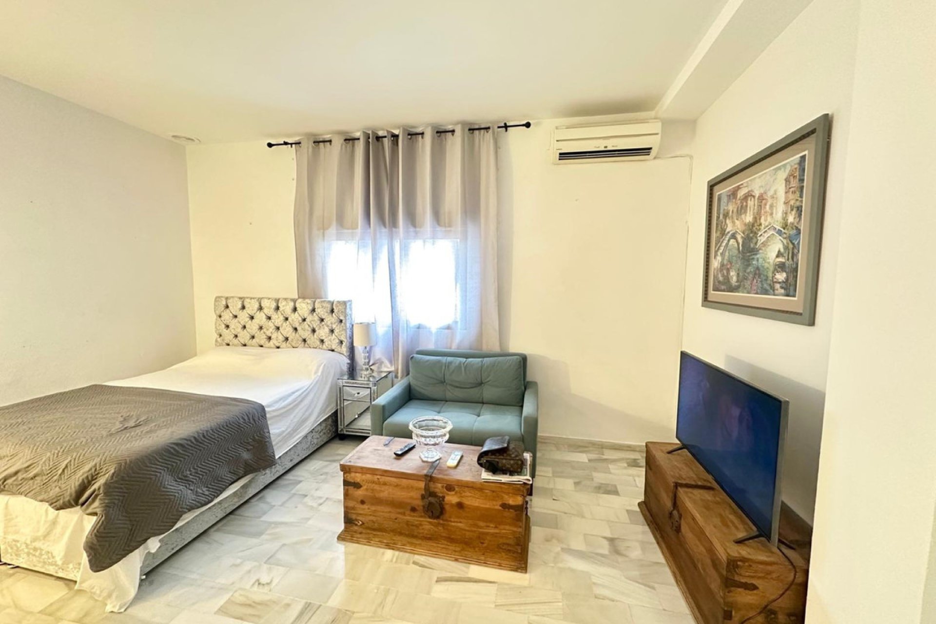 Resale - Apartment - Middle Floor Apartment - Marbella - Nueva Andalucia