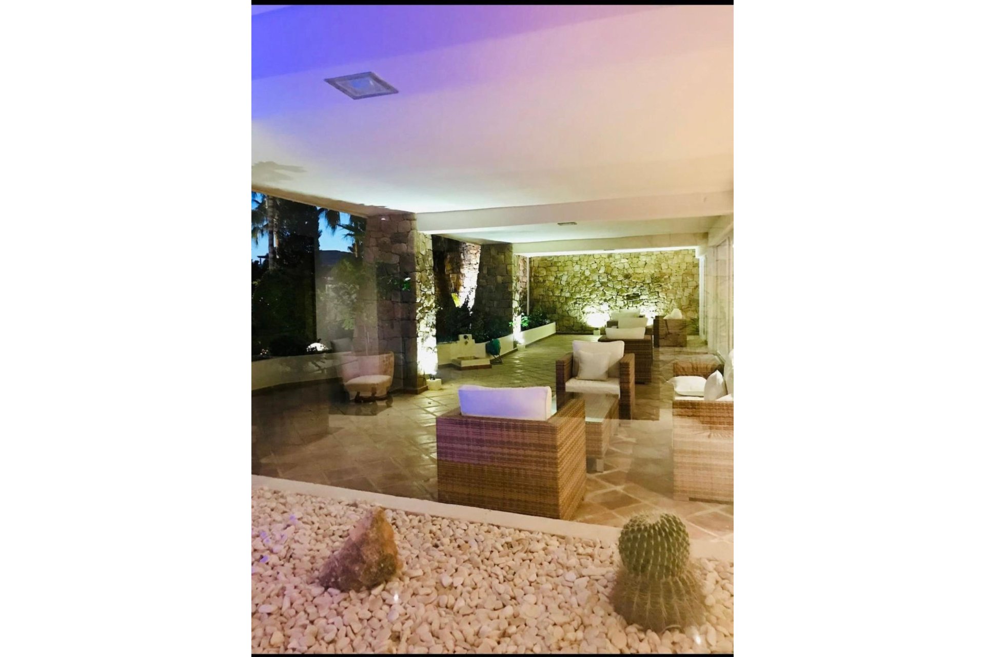 Resale - Apartment - Middle Floor Apartment - Marbella - Nueva Andalucia