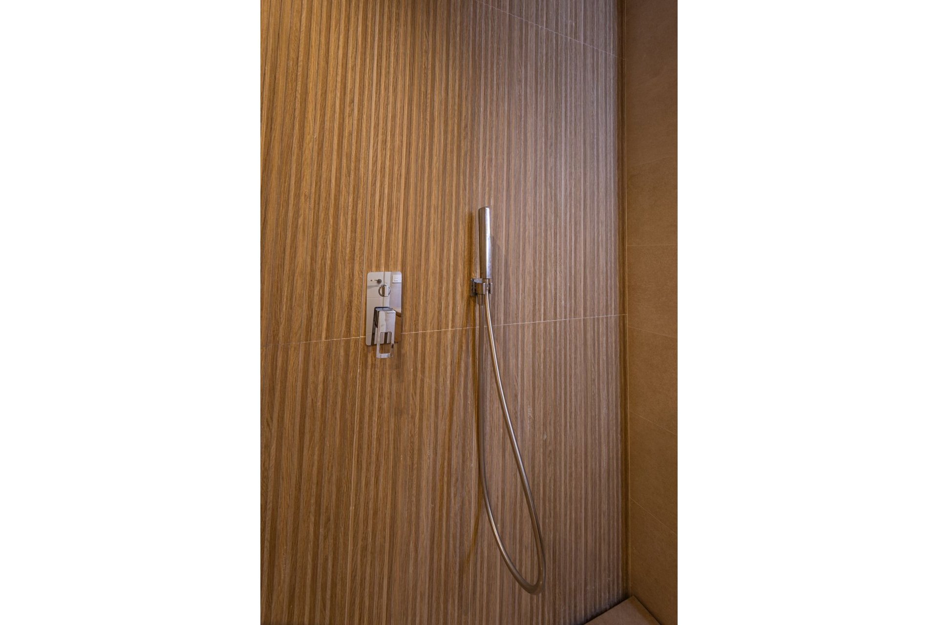 Resale - Apartment - Middle Floor Apartment - Marbella - Nueva Andalucia