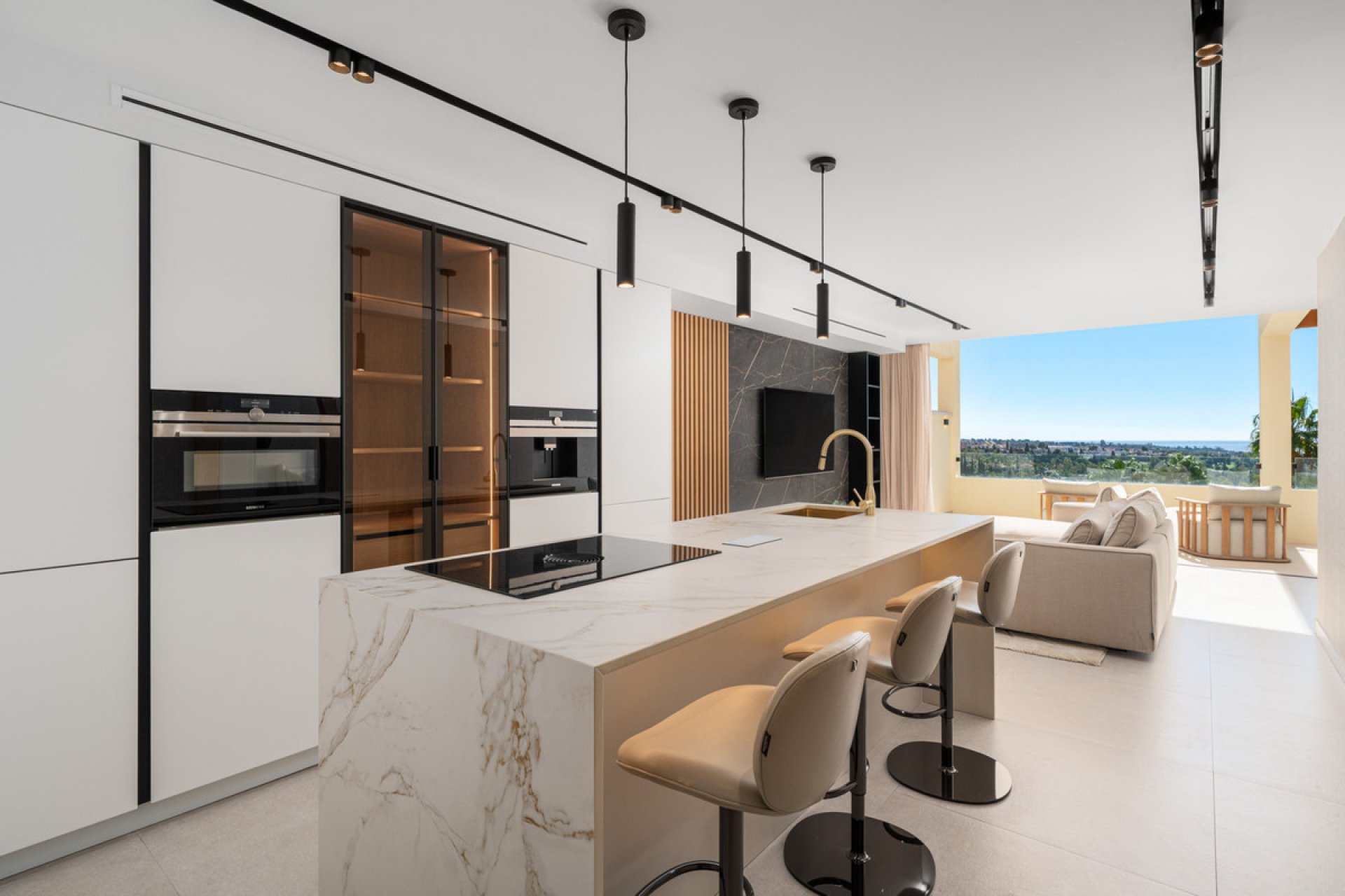 Resale - Apartment - Middle Floor Apartment - Marbella - Nueva Andalucia