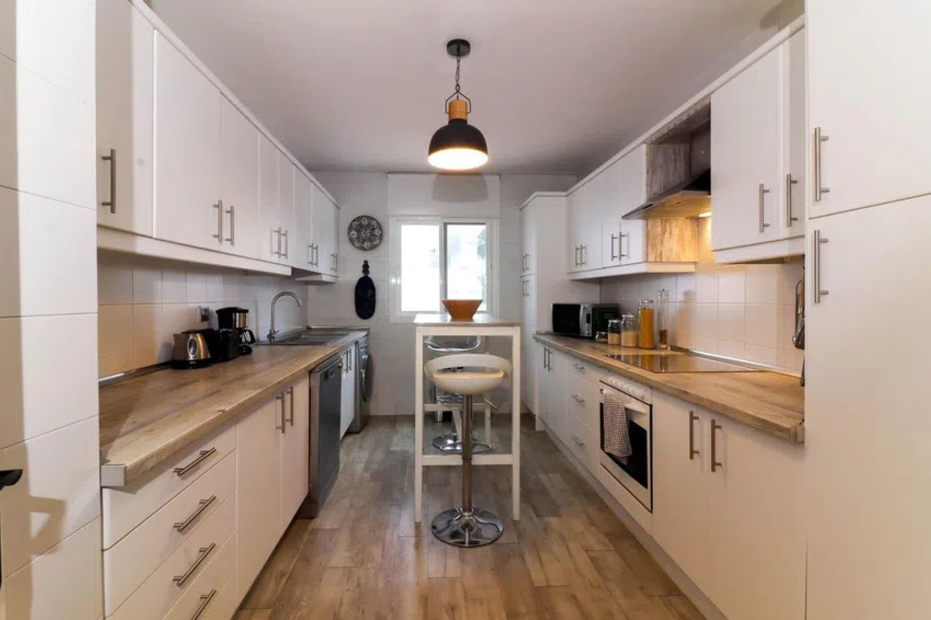 Resale - Apartment - Middle Floor Apartment - Marbella - Nueva Andalucia