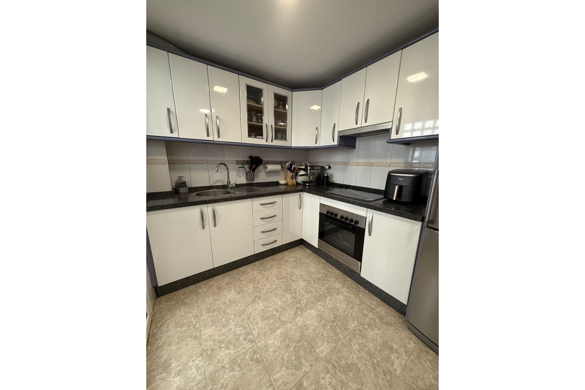 Resale - Apartment - Middle Floor Apartment - Marbella - Nueva Andalucia