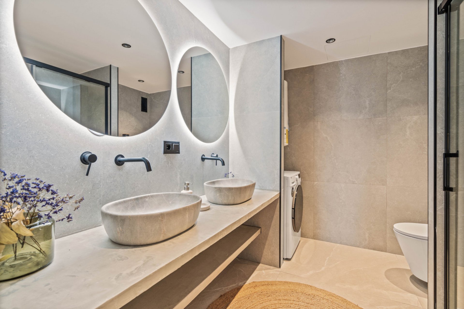 Resale - Apartment - Middle Floor Apartment - Marbella - Nueva Andalucia