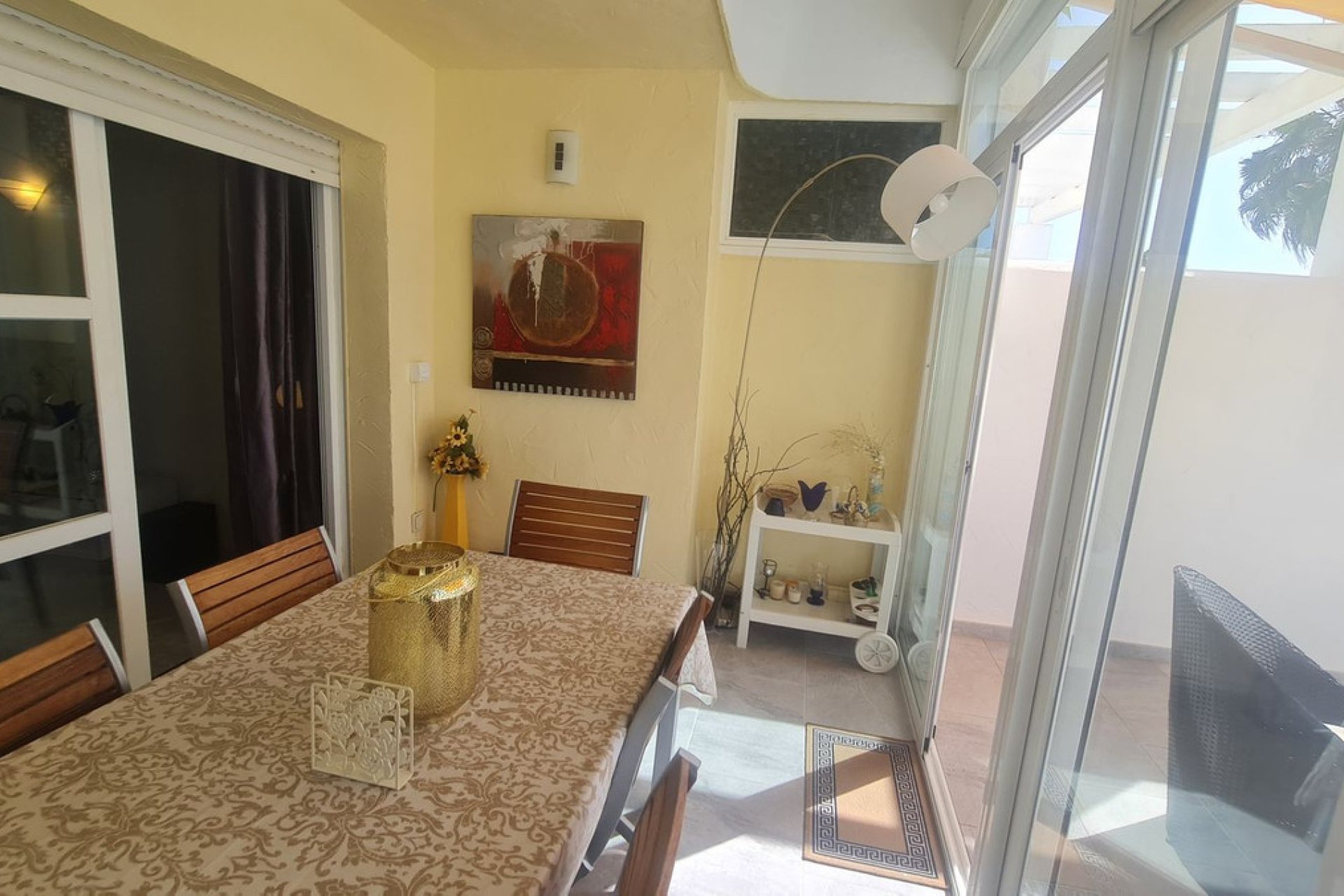 Resale - Apartment - Middle Floor Apartment - Marbella - Nueva Andalucia